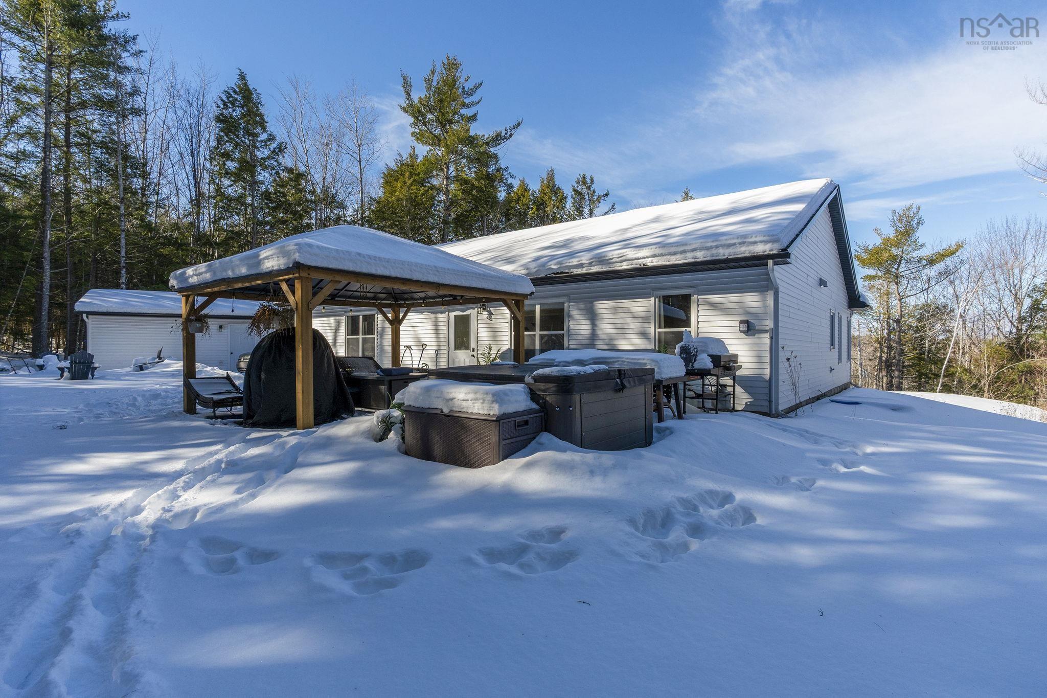 $799,000.00: 4838 Highway 2, Wellington