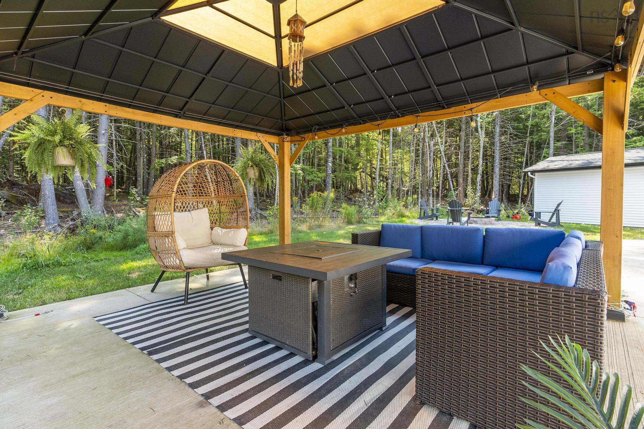 $799,000.00: 4838 Highway 2, Wellington