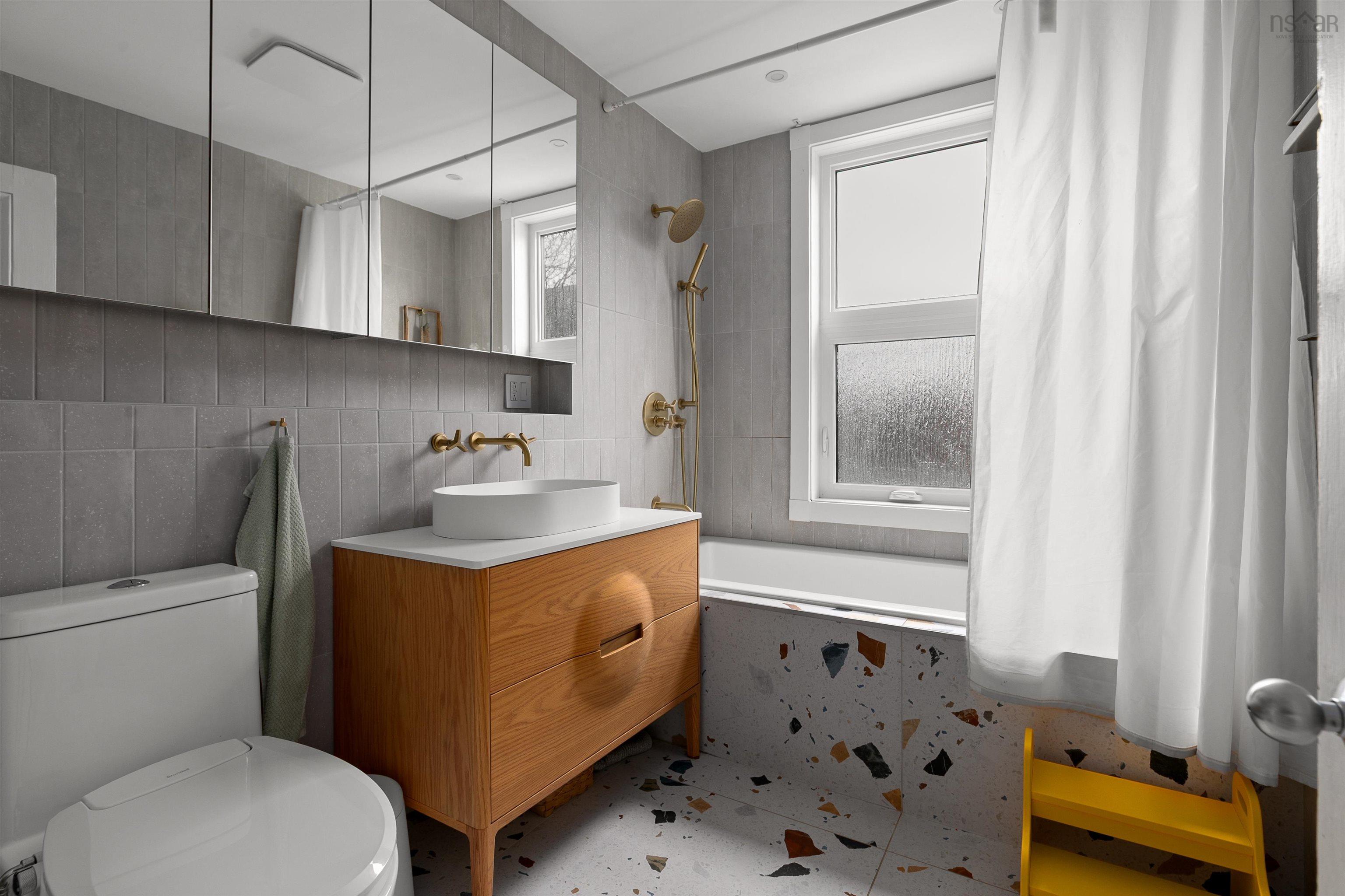 1154 - 1156 Queen Street, Halifax, NS (MLS 202605326)