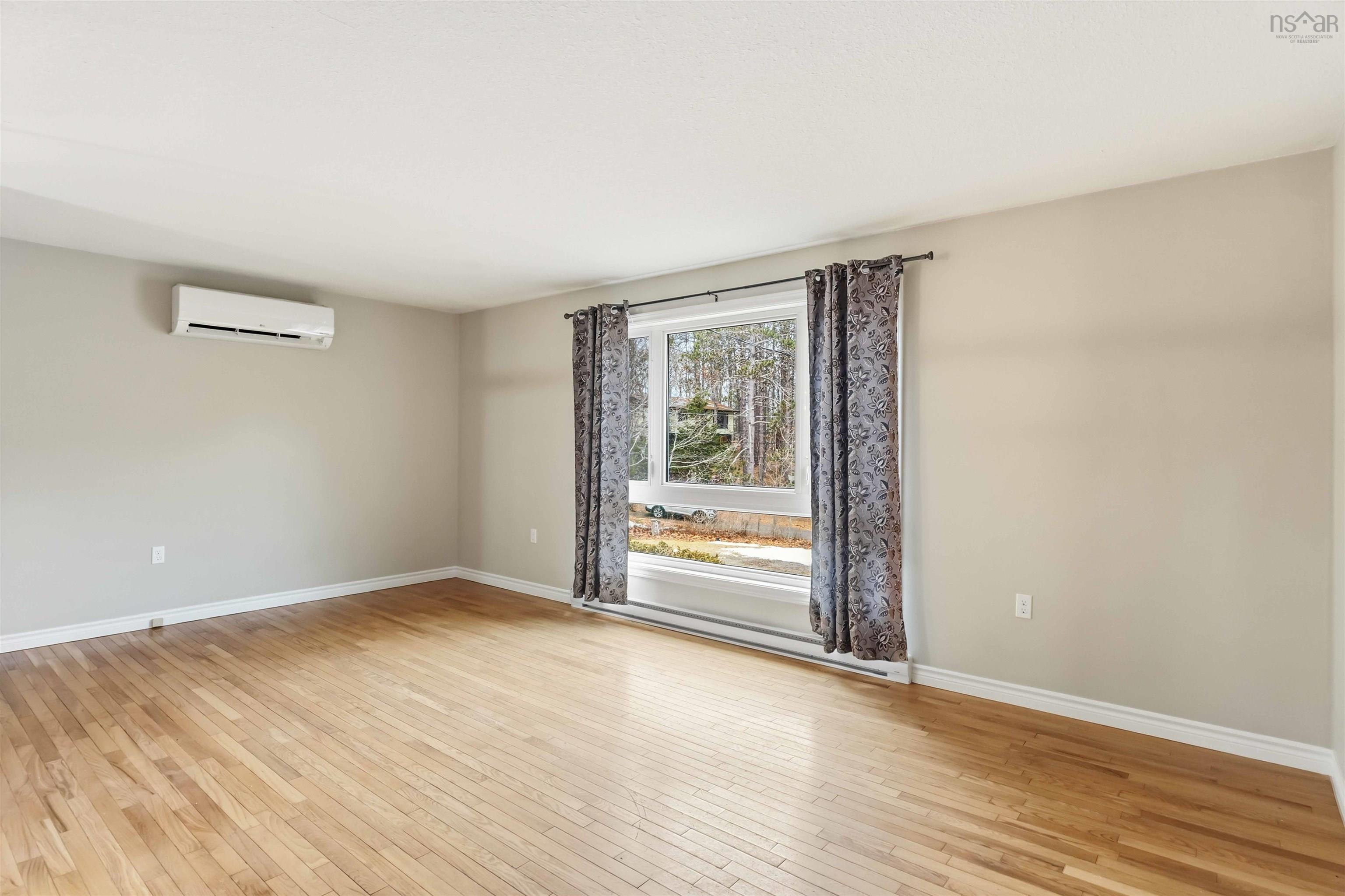 $454,900.00: 1651 Matthews Lane, Kingston