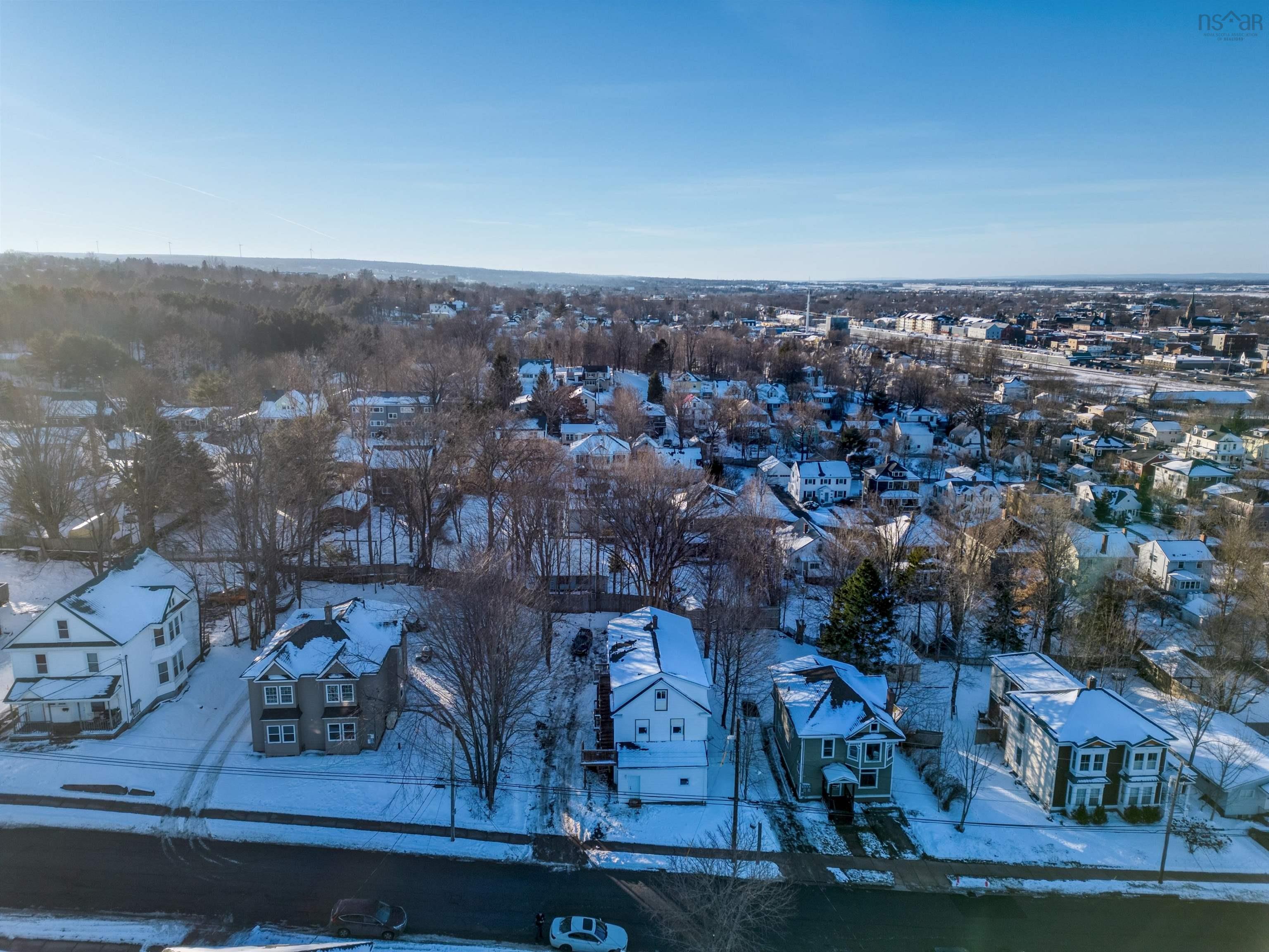 $634,900.00: 66 Lyman Street, Truro