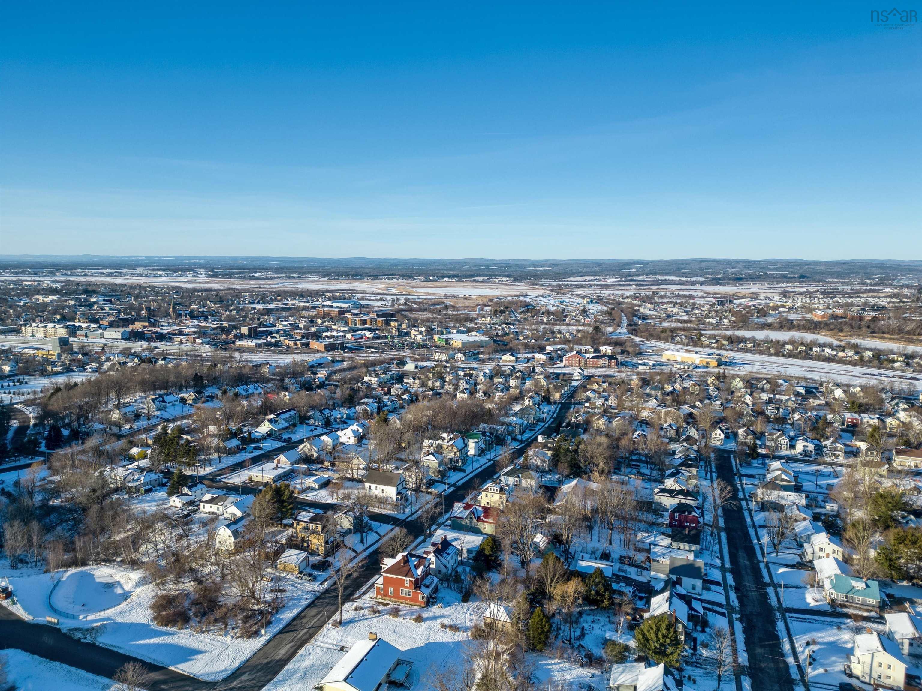 $634,900.00: 66 Lyman Street, Truro