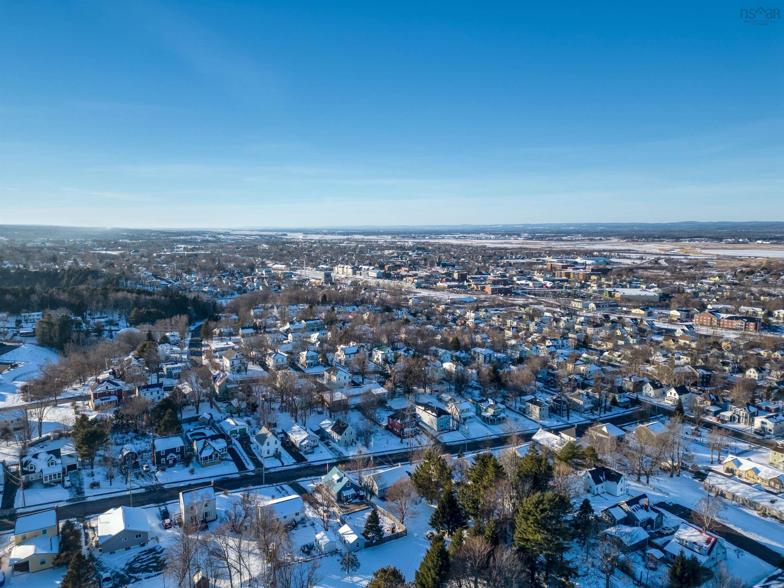 $634,900.00: 66 Lyman Street, Truro