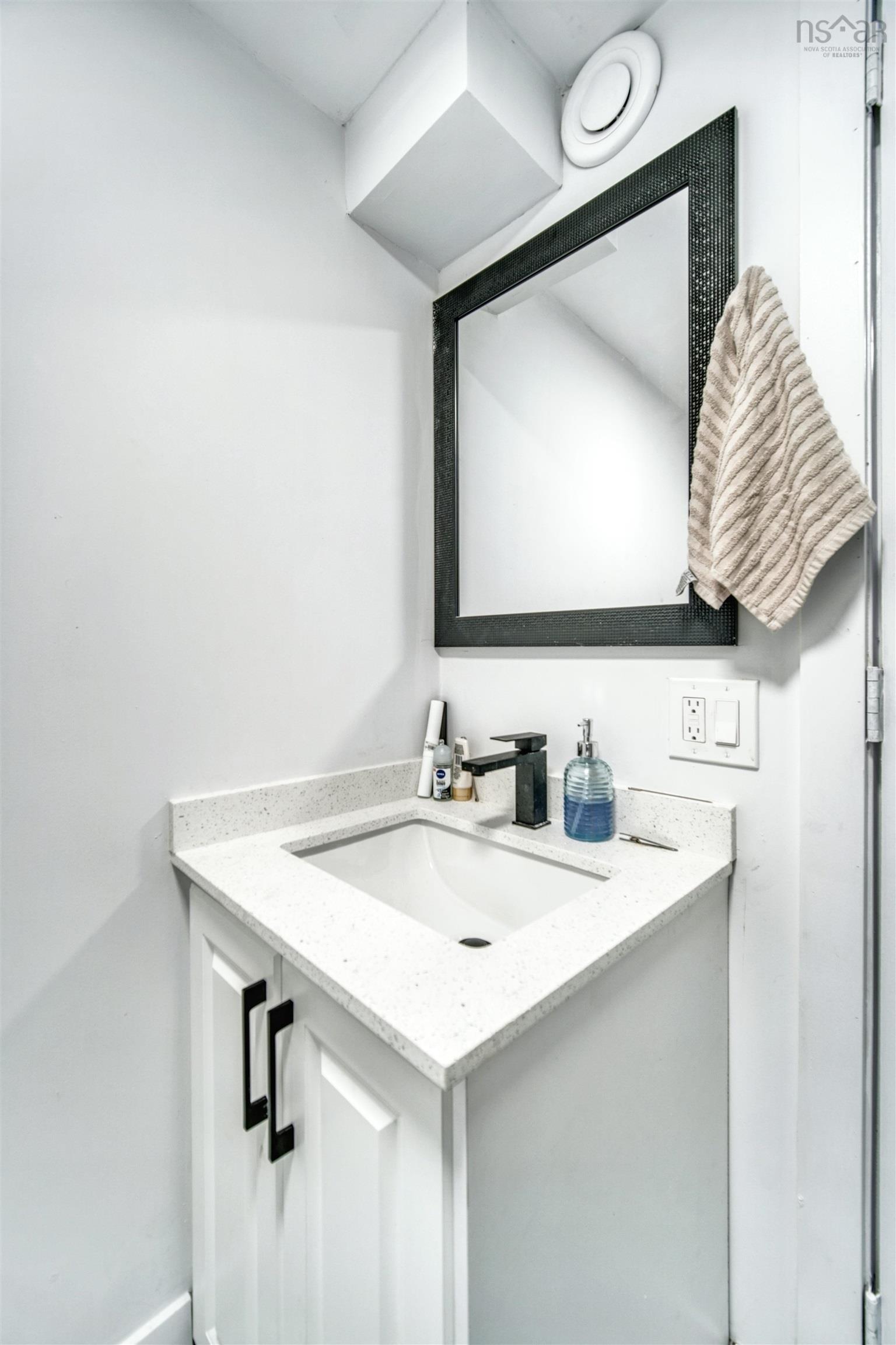 $634,900.00: 66 Lyman Street, Truro