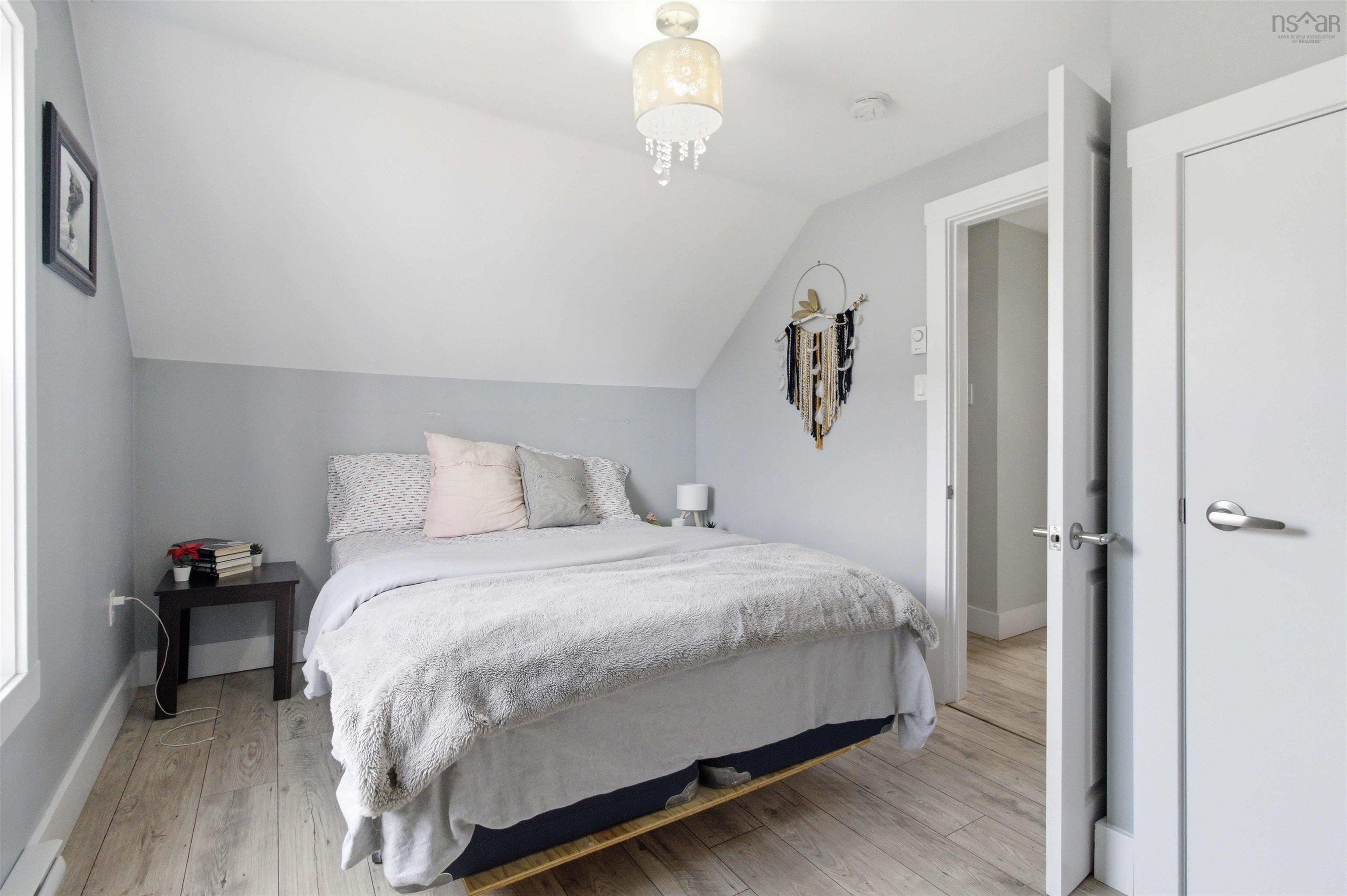 $525,000.00: 1396 Beaver Bank Road, Beaver Bank