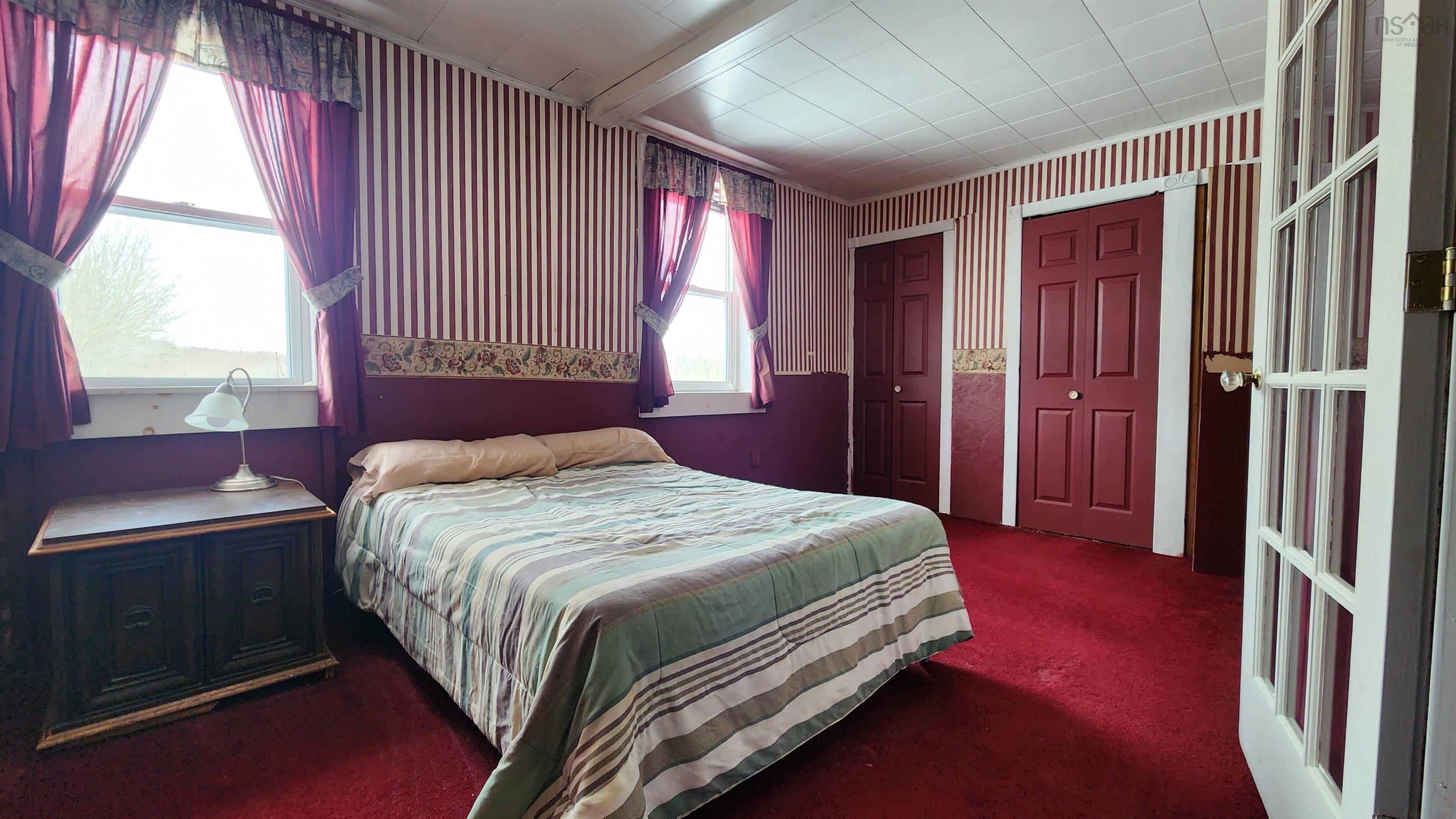 $200,000.00: 2490 Davidson Street, Forest Hill