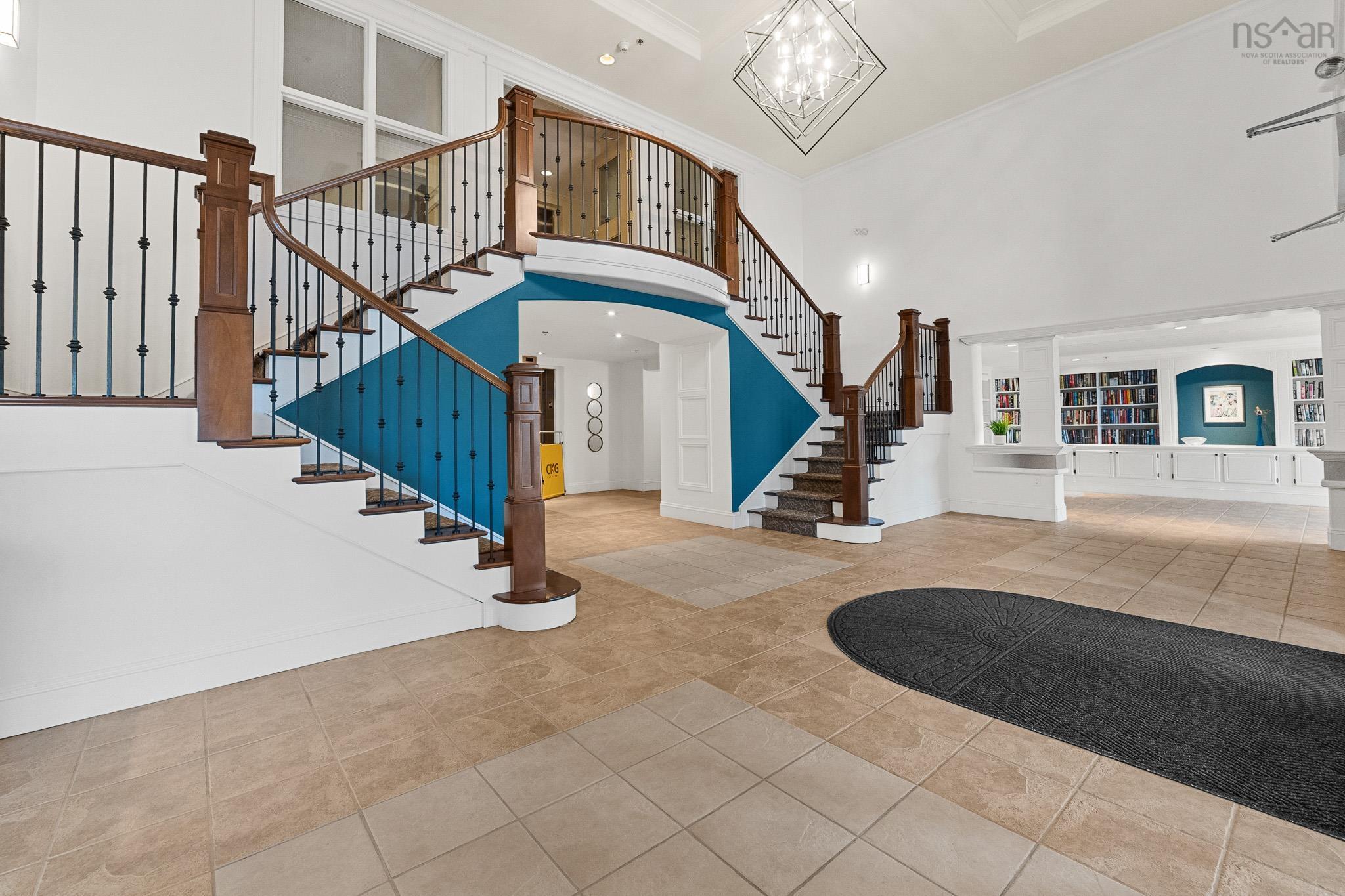 $599,900.00: 407 36 Southgate Drive, Bedford