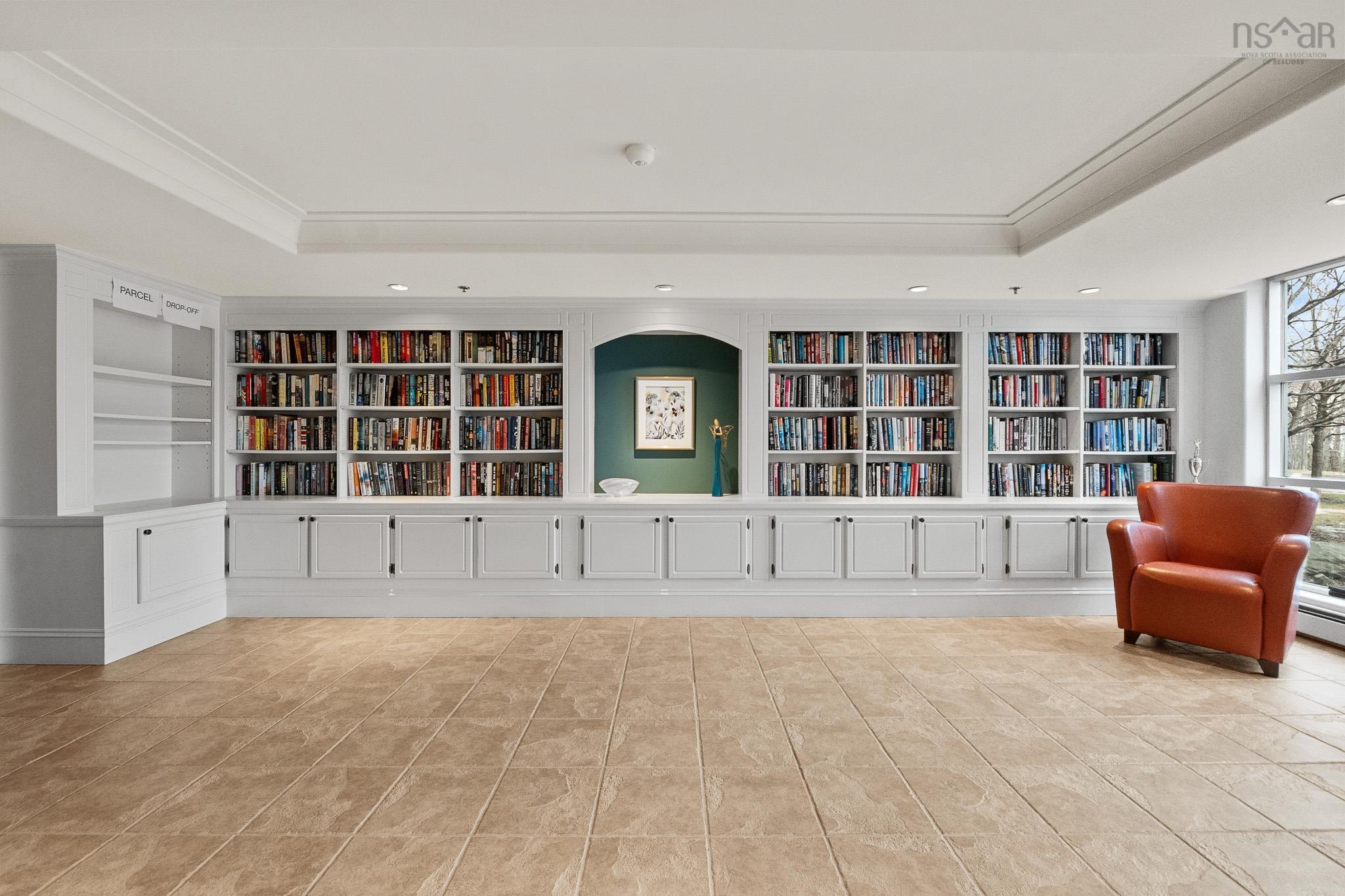 $599,900.00: 407 36 Southgate Drive, Bedford