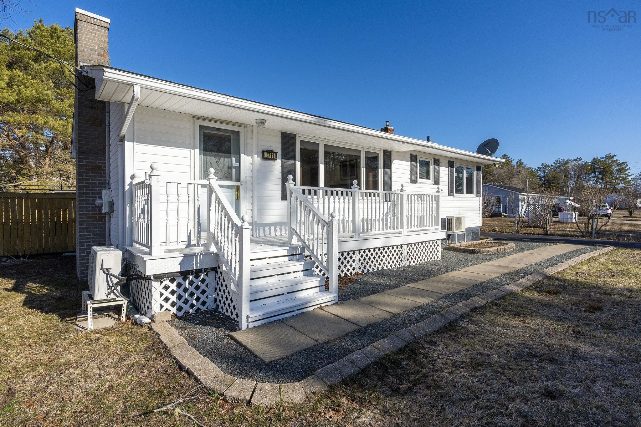 $339,900.00: 8711 201 Highway, Nictaux
