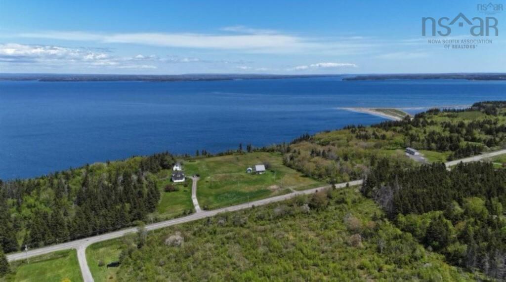 $32,500.00: 344 Highway, Sand Point