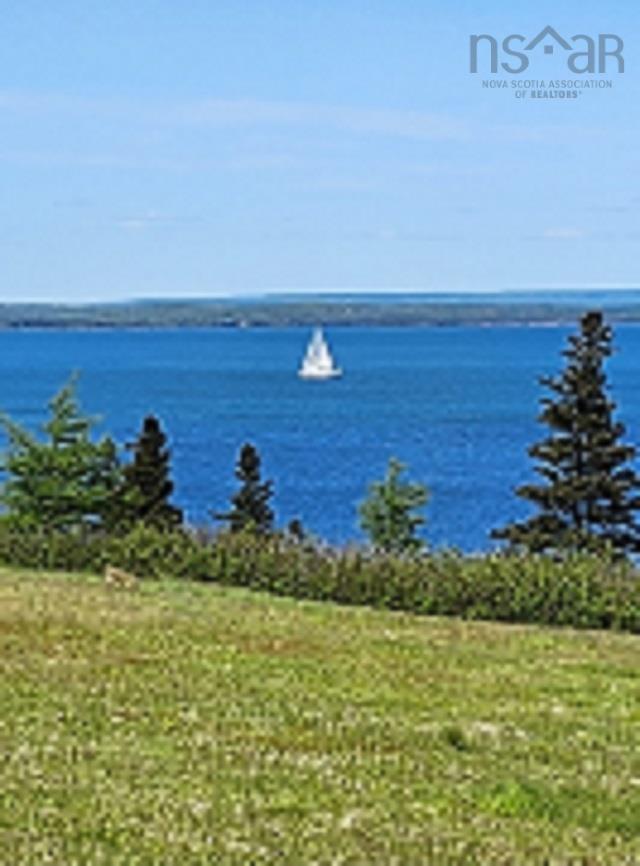 $32,500.00: 344 Highway, Sand Point