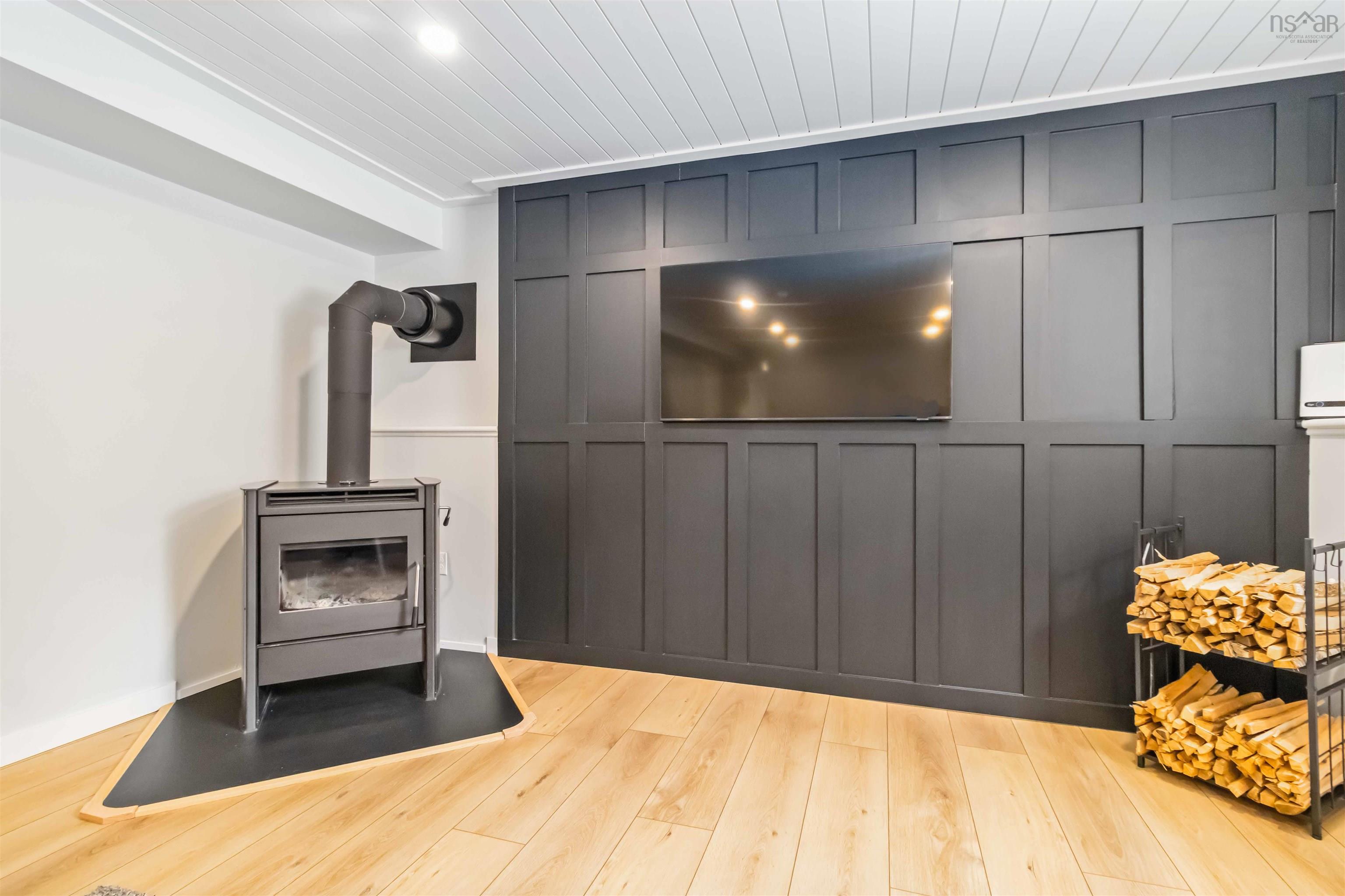 $599,000.00: 375 Camperdown Road, Hebbs Cross