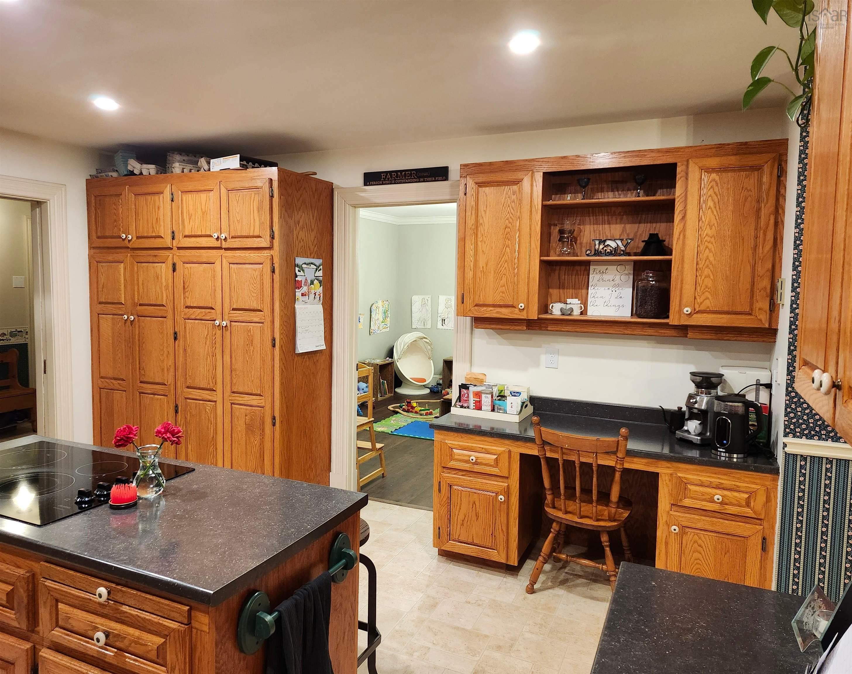 $592,000.00: 1461 Highway 360, Garland