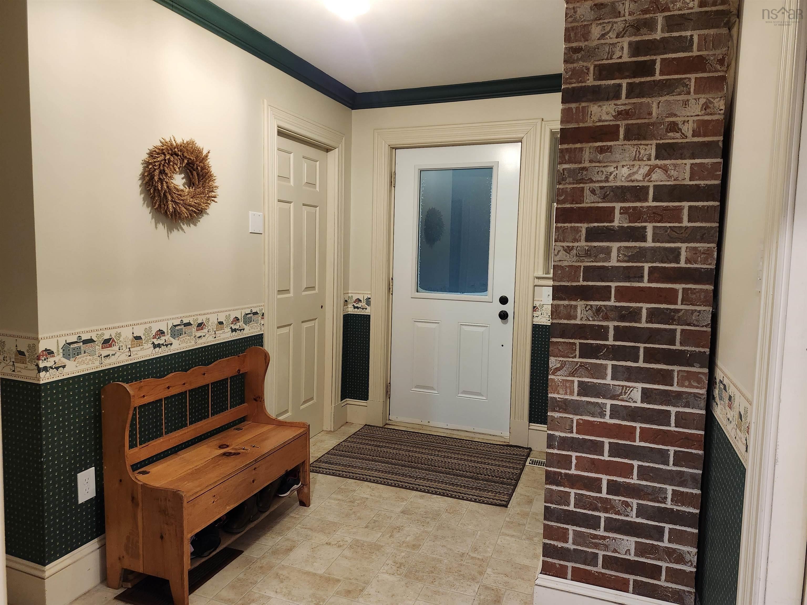 $592,000.00: 1461 Highway 360, Garland