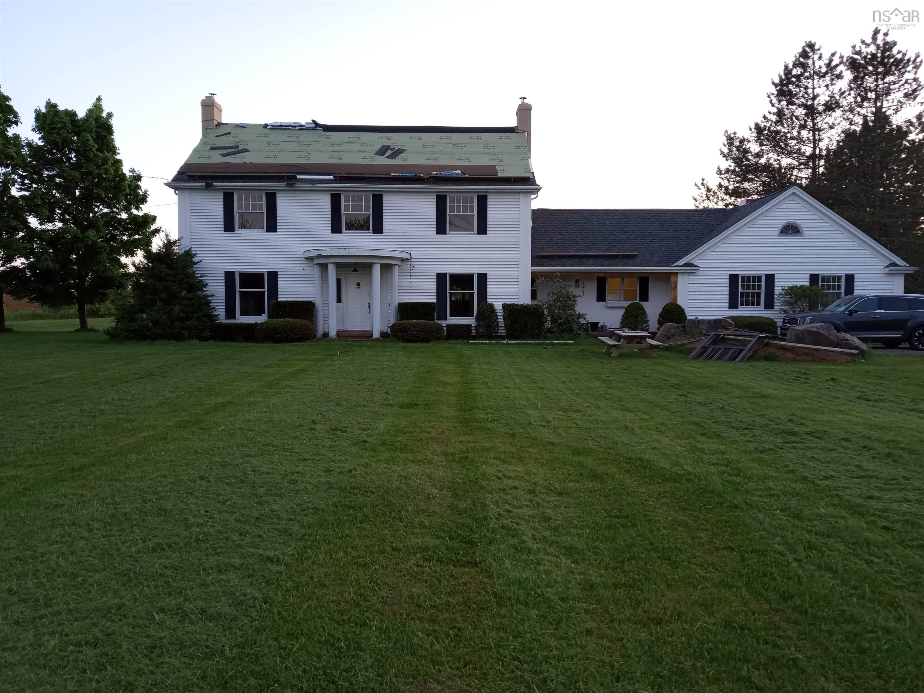 $592,000.00: 1461 Highway 360, Garland