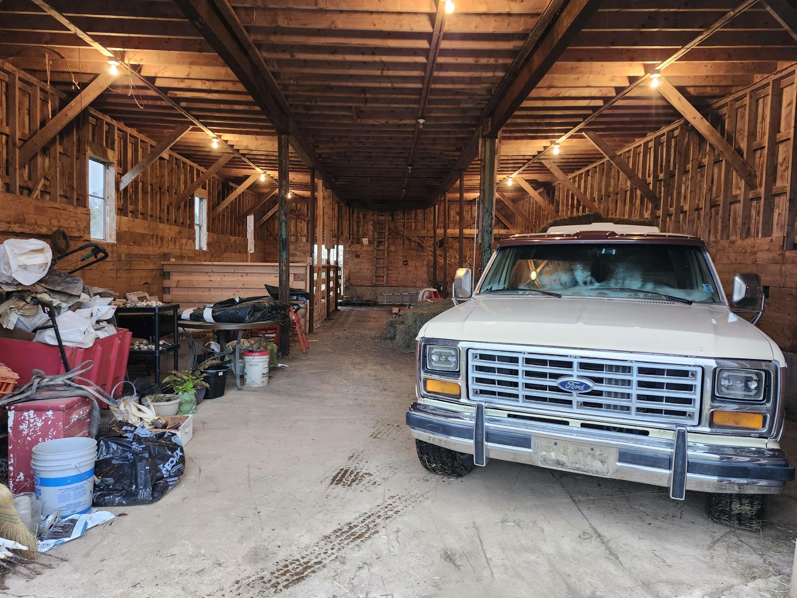 $592,000.00: 1461 Highway 360, Garland