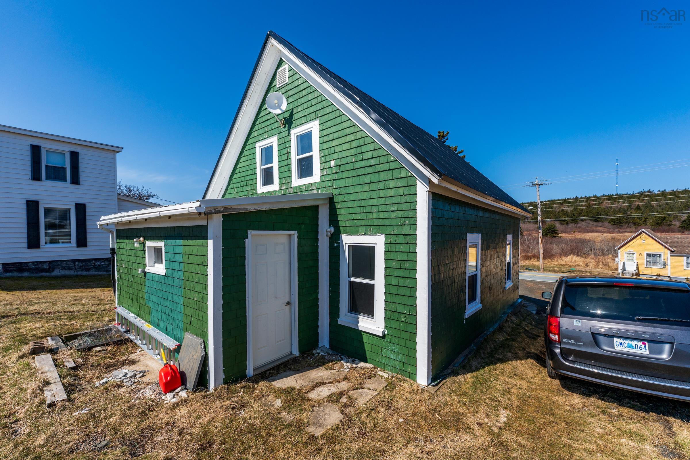 $99,000.00: 3148 Highway 217, Tiverton