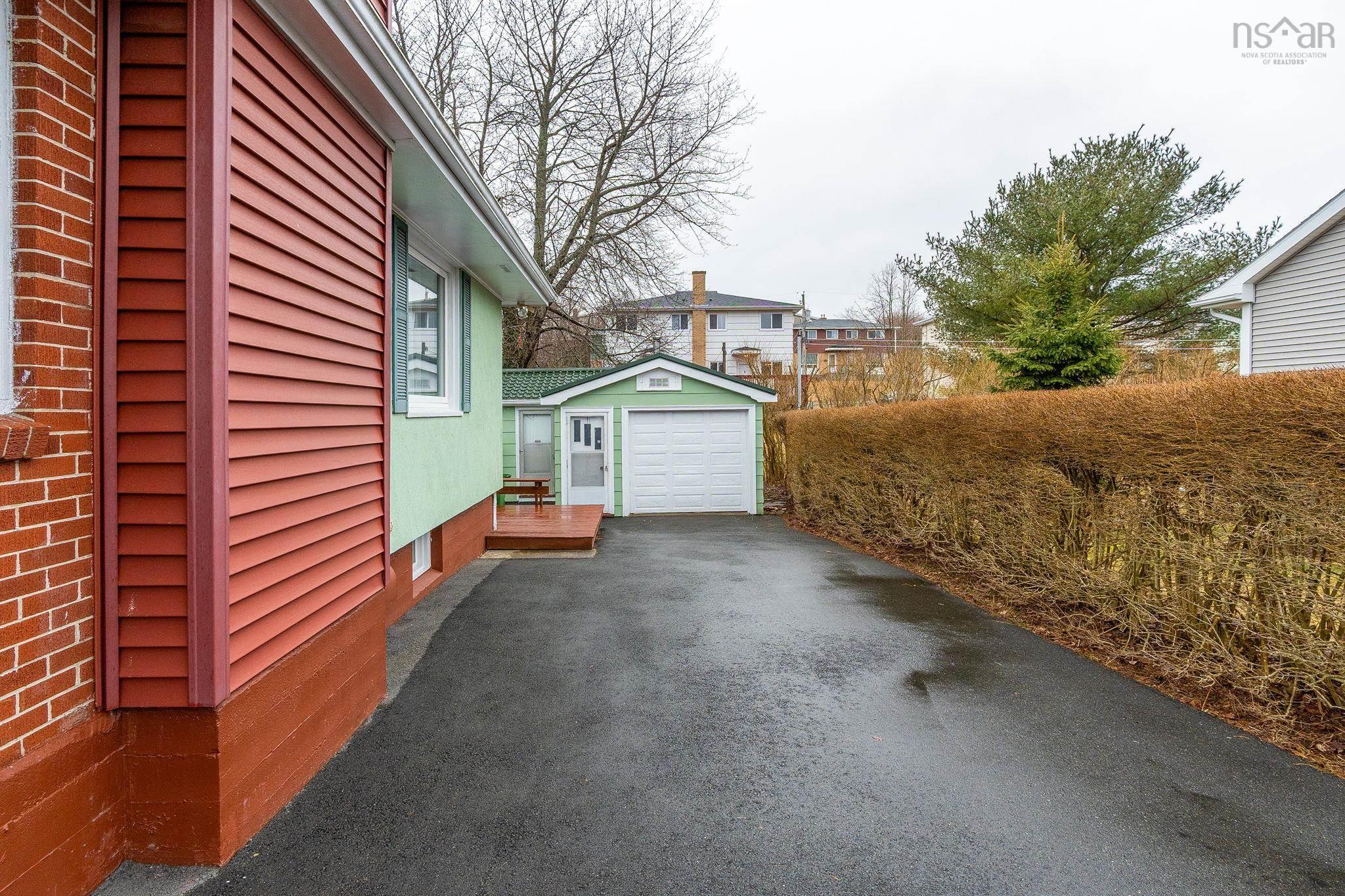 30 Penhorn Drive, Dartmouth, NS (MLS 202605418)