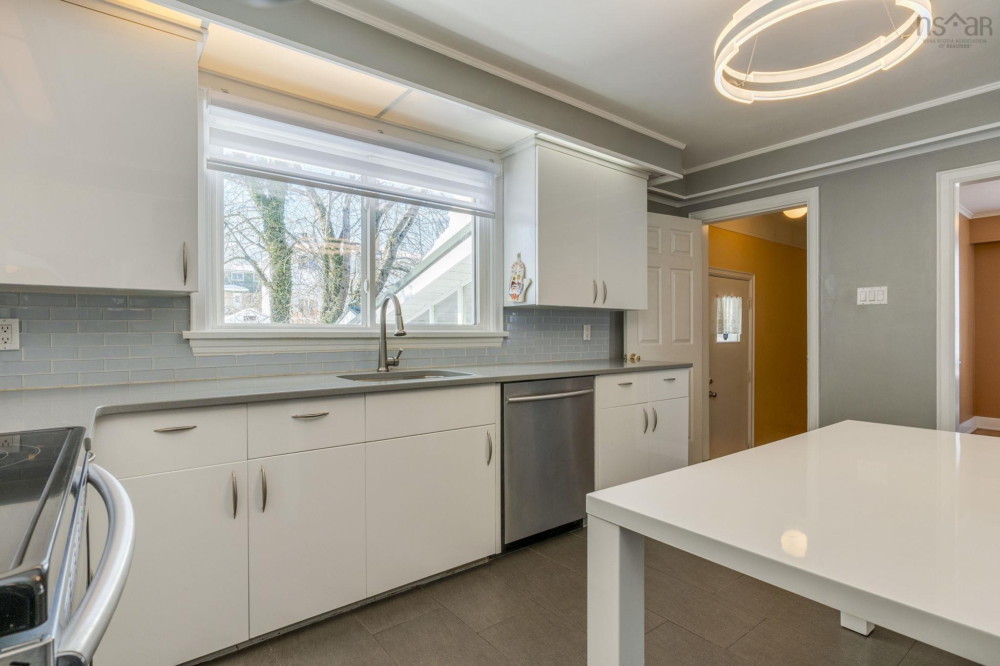 30 Penhorn Drive, Dartmouth, NS (MLS 202605418)