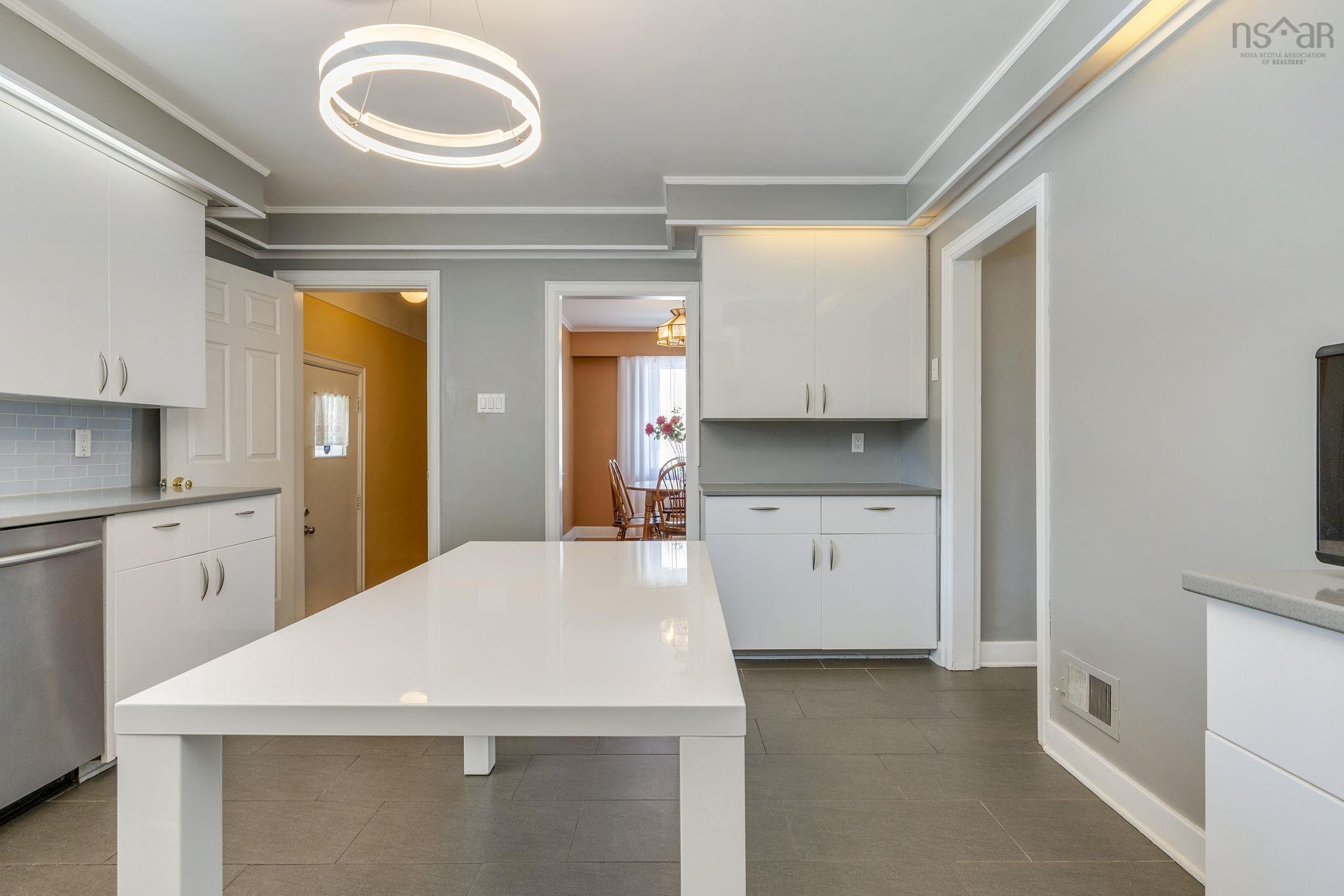 30 Penhorn Drive, Dartmouth, NS (MLS 202605418)