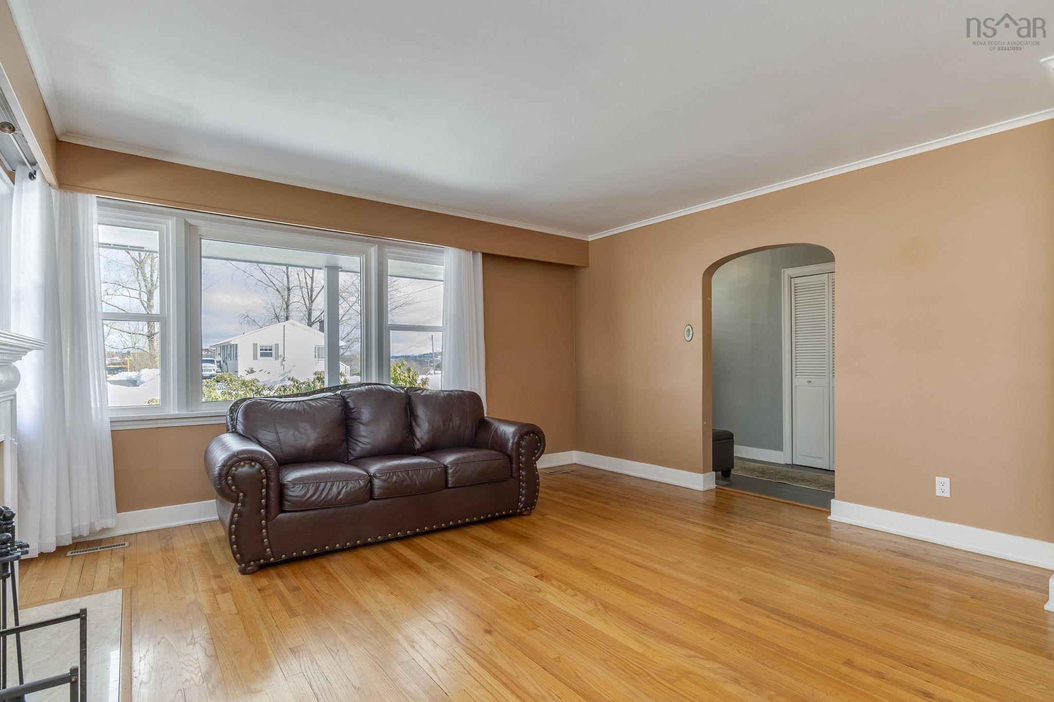 30 Penhorn Drive, Dartmouth, NS (MLS 202605418)