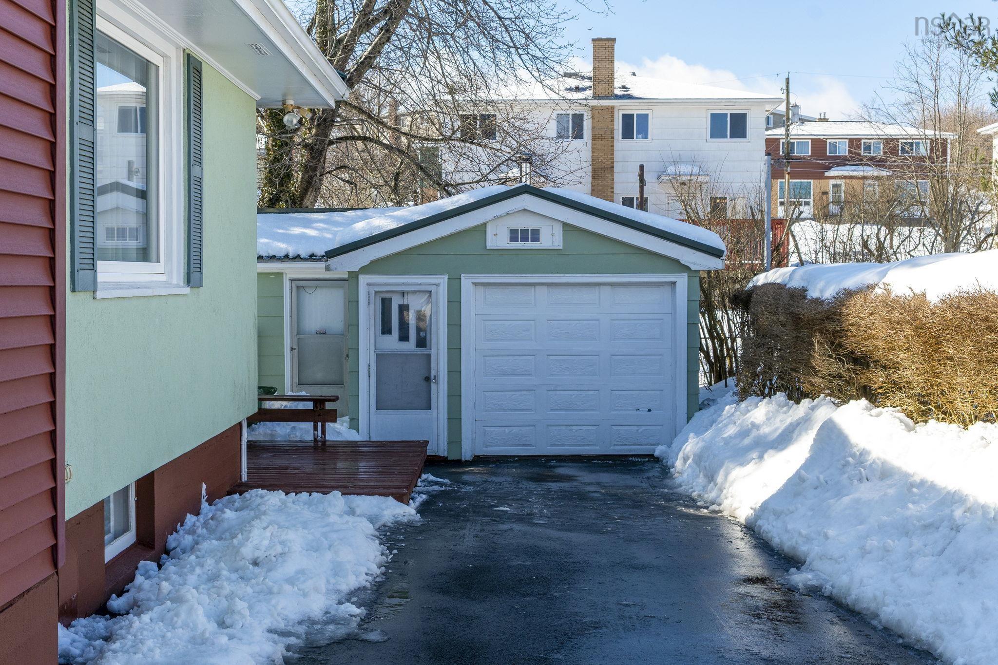 30 Penhorn Drive, Dartmouth, NS (MLS 202605418)