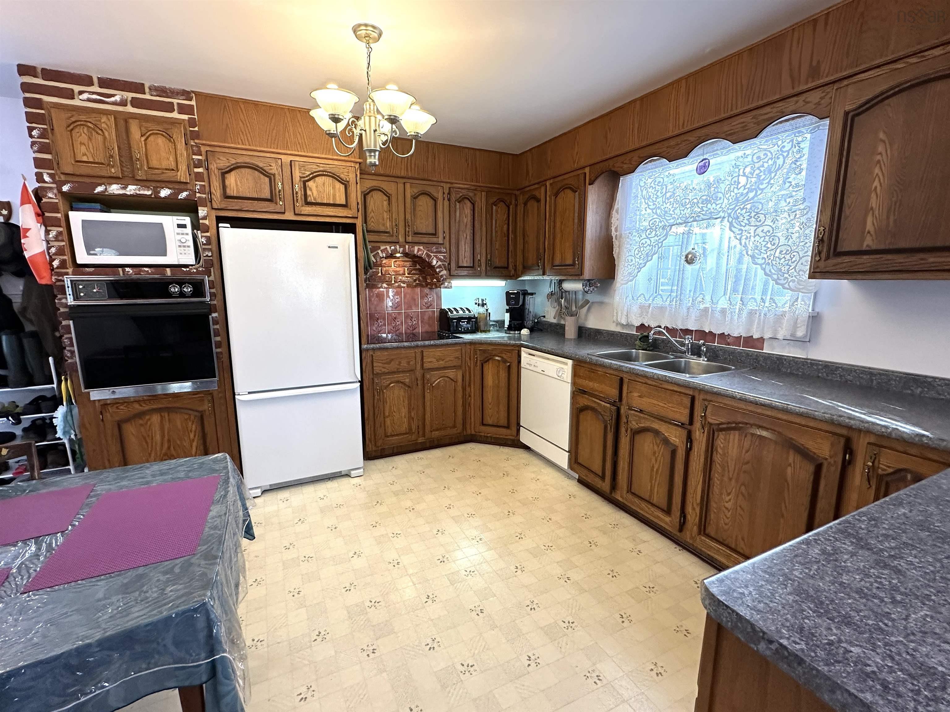 $425,000.00: 77 Emeneau Road, Brooklyn