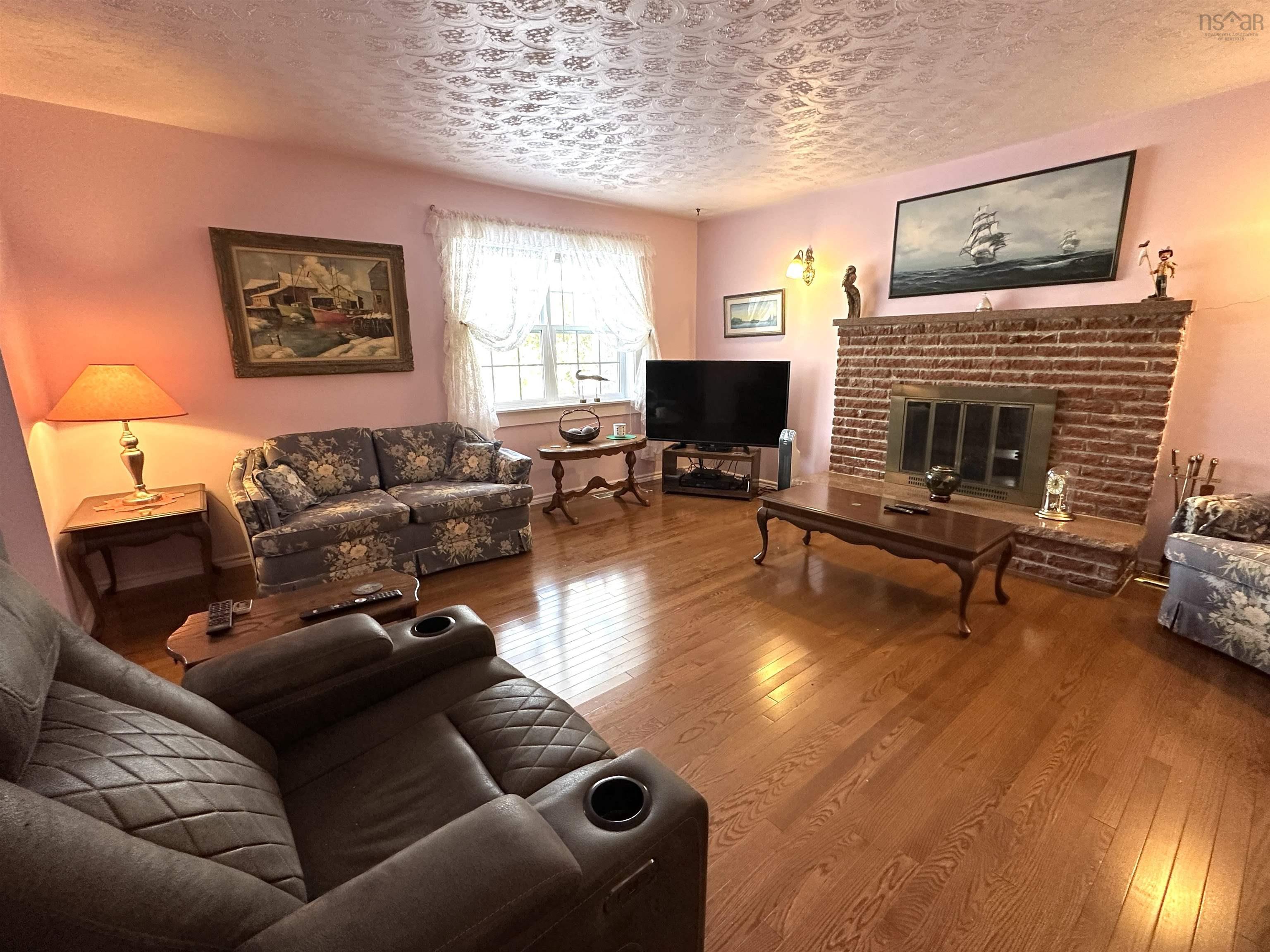$425,000.00: 77 Emeneau Road, Brooklyn