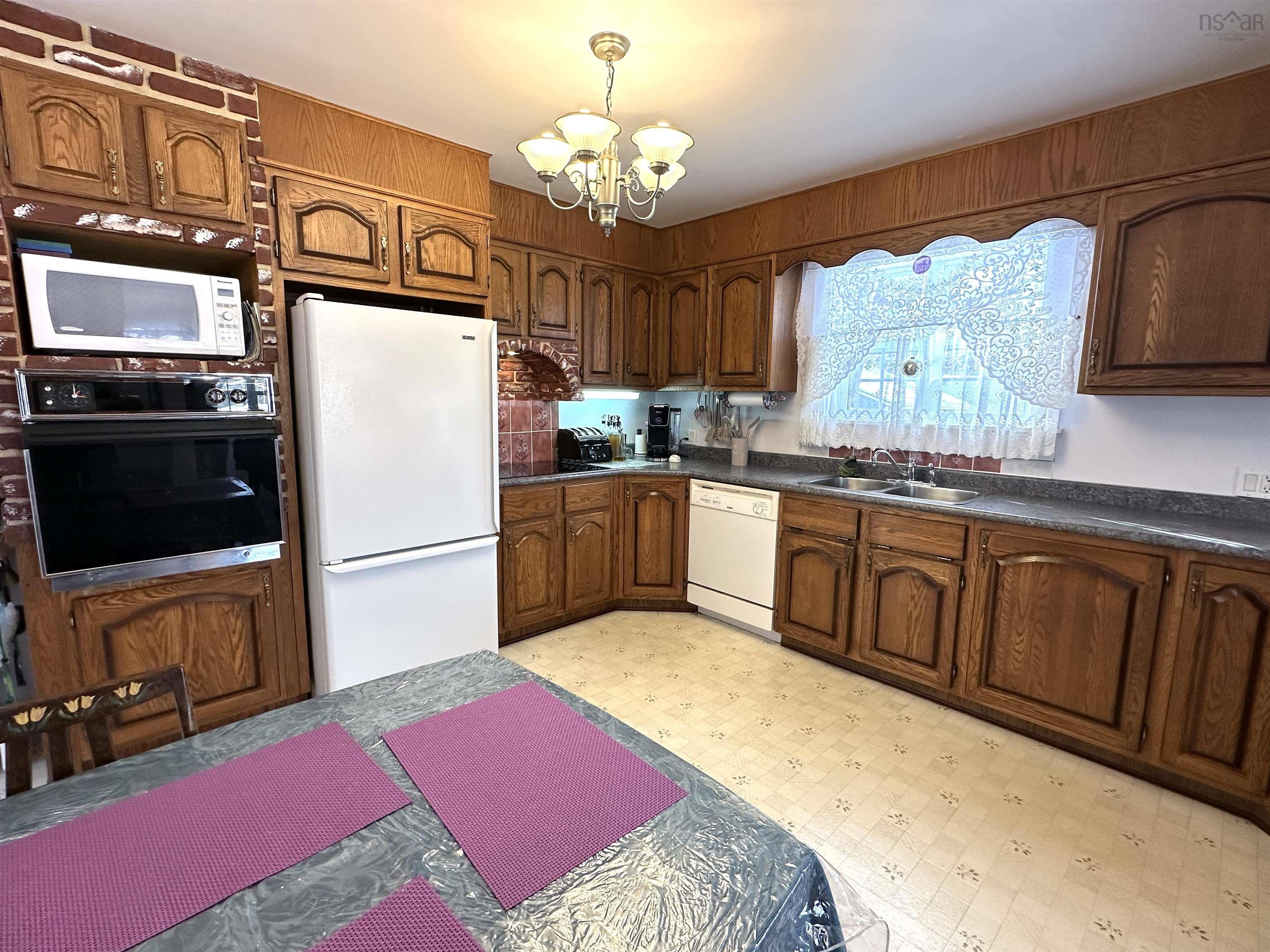 $425,000.00: 77 Emeneau Road, Brooklyn