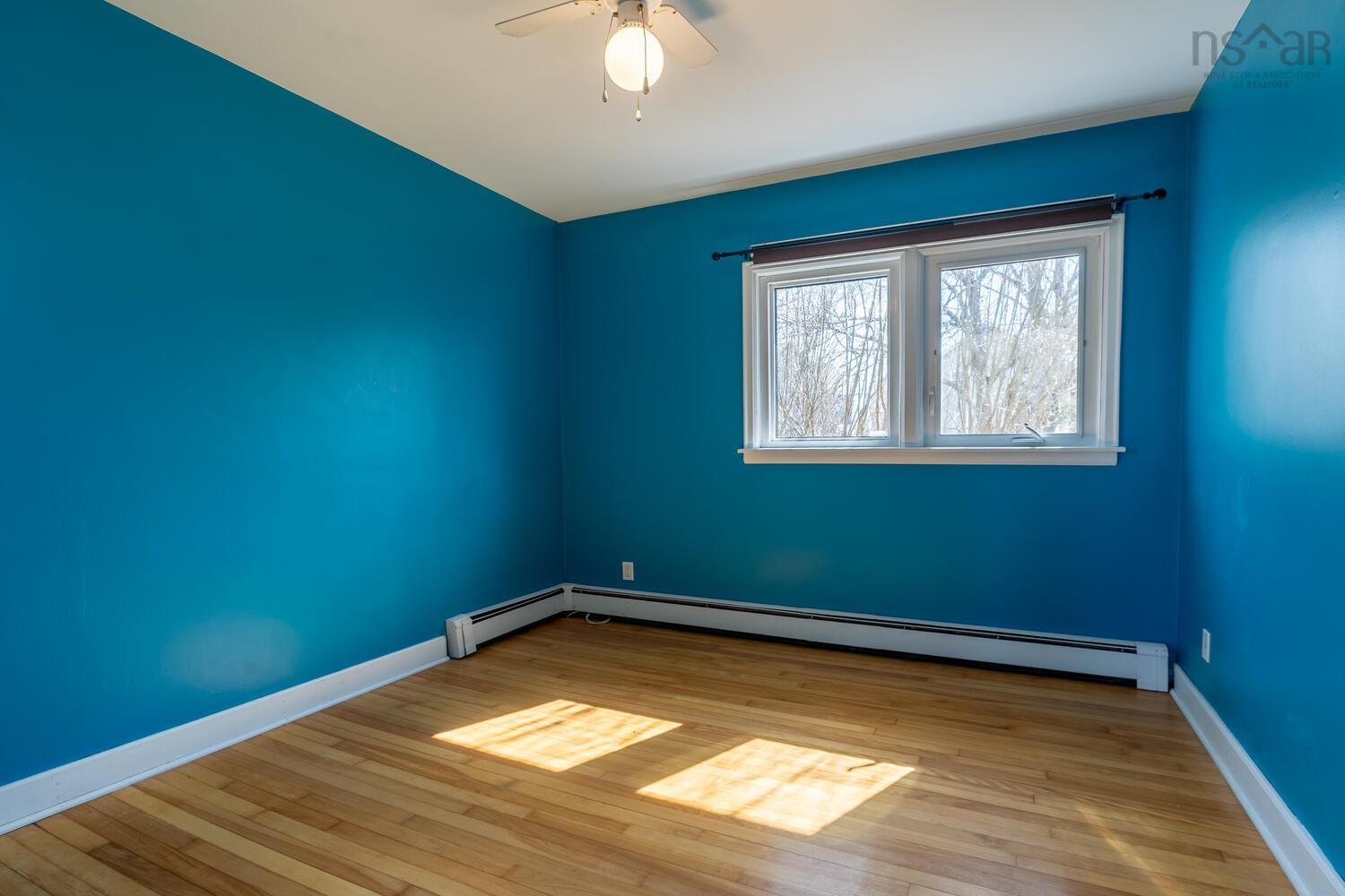 $474,900.00: 20 Avon Crescent, Halifax