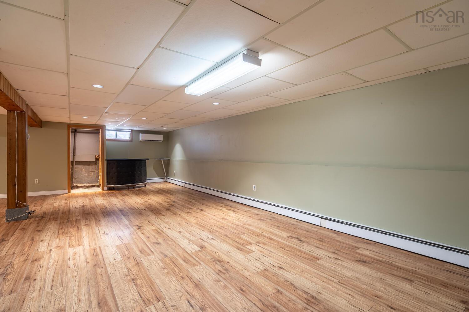 $474,900.00: 20 Avon Crescent, Halifax