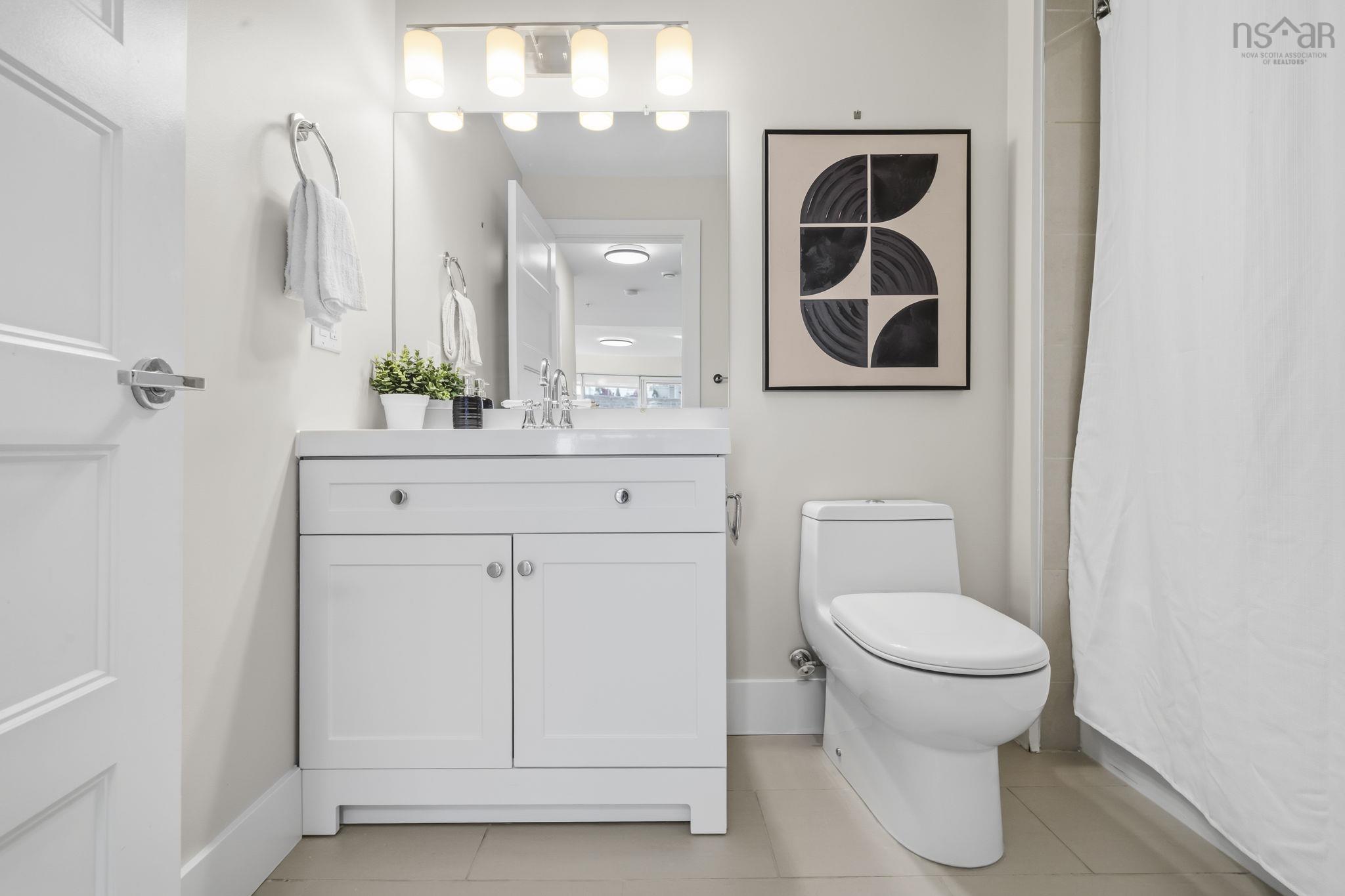 $679,000.00: 305 15 Kings Wharf Place, Dartmouth