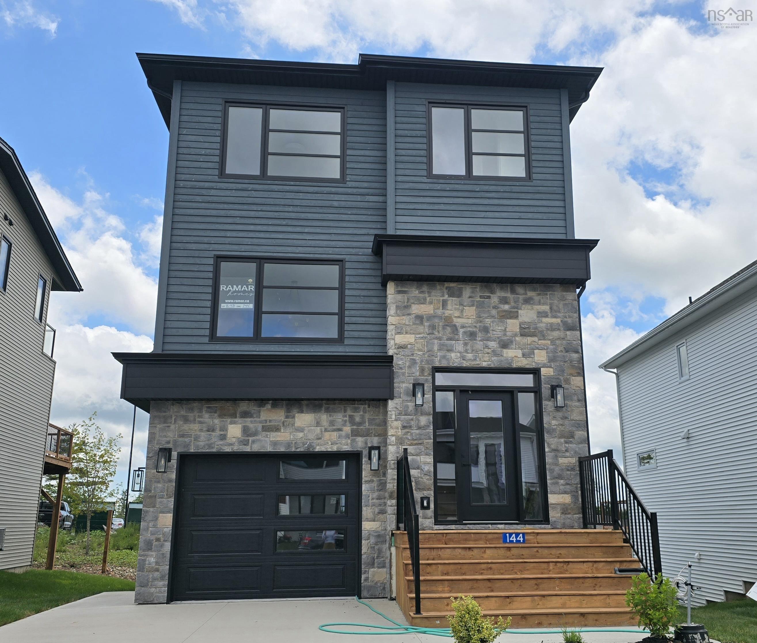 $899,900.00: 8-48 144 Brunello Boulevard, Timberlea