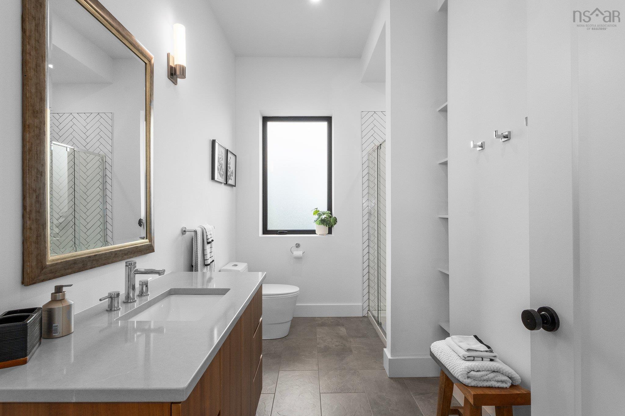 $4,400,000.00: 1766 Highway 304, Cape Forchu