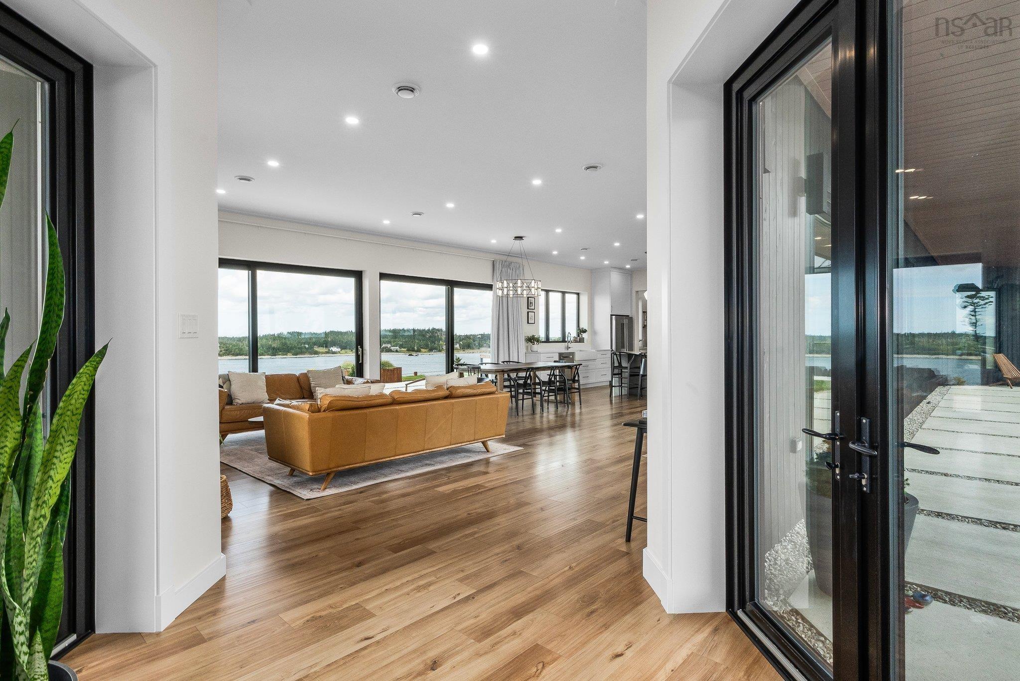 $4,400,000.00: 1766 Highway 304, Cape Forchu