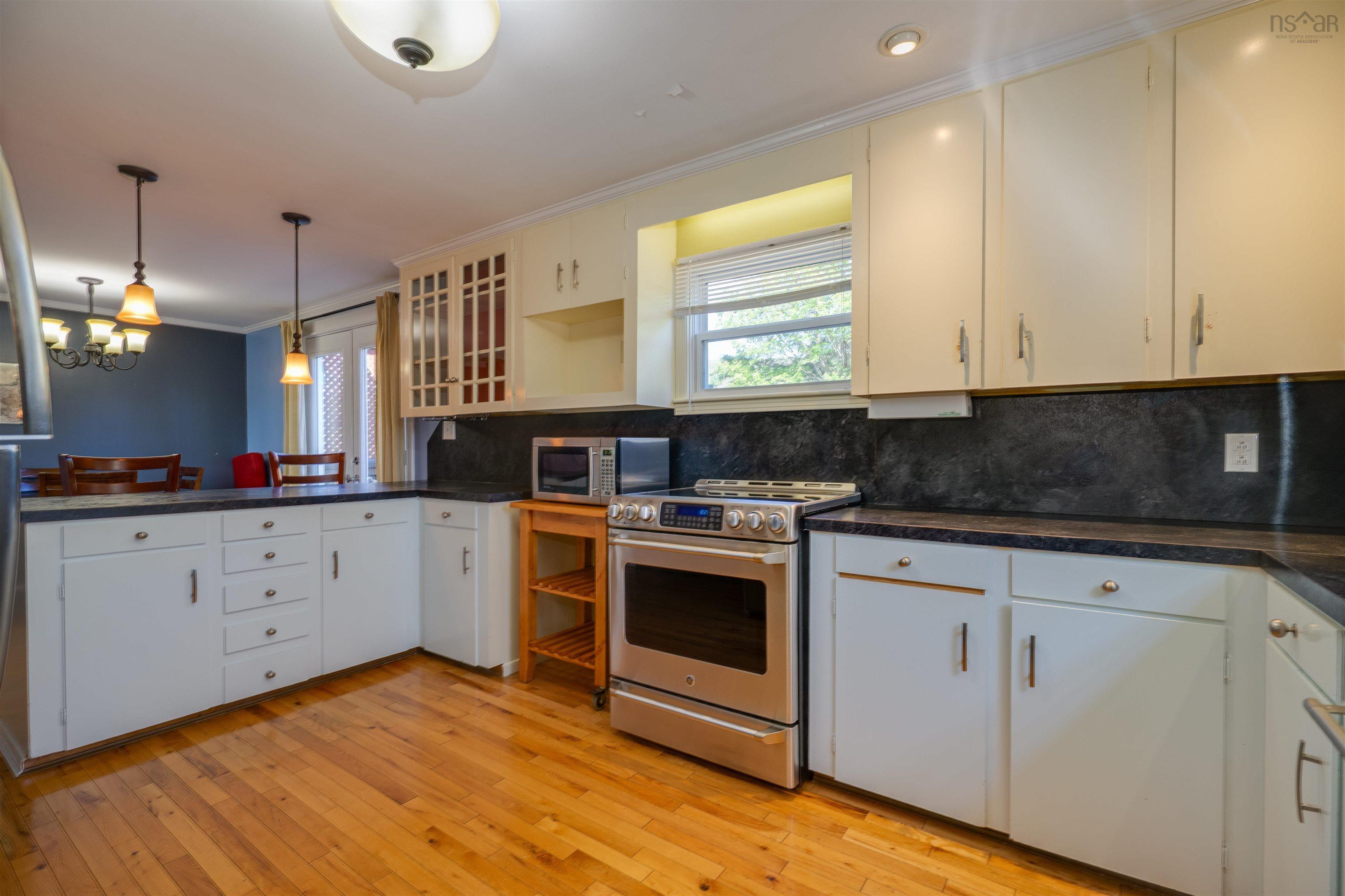 $555,000.00: 1685 Granville Road, Port Wade