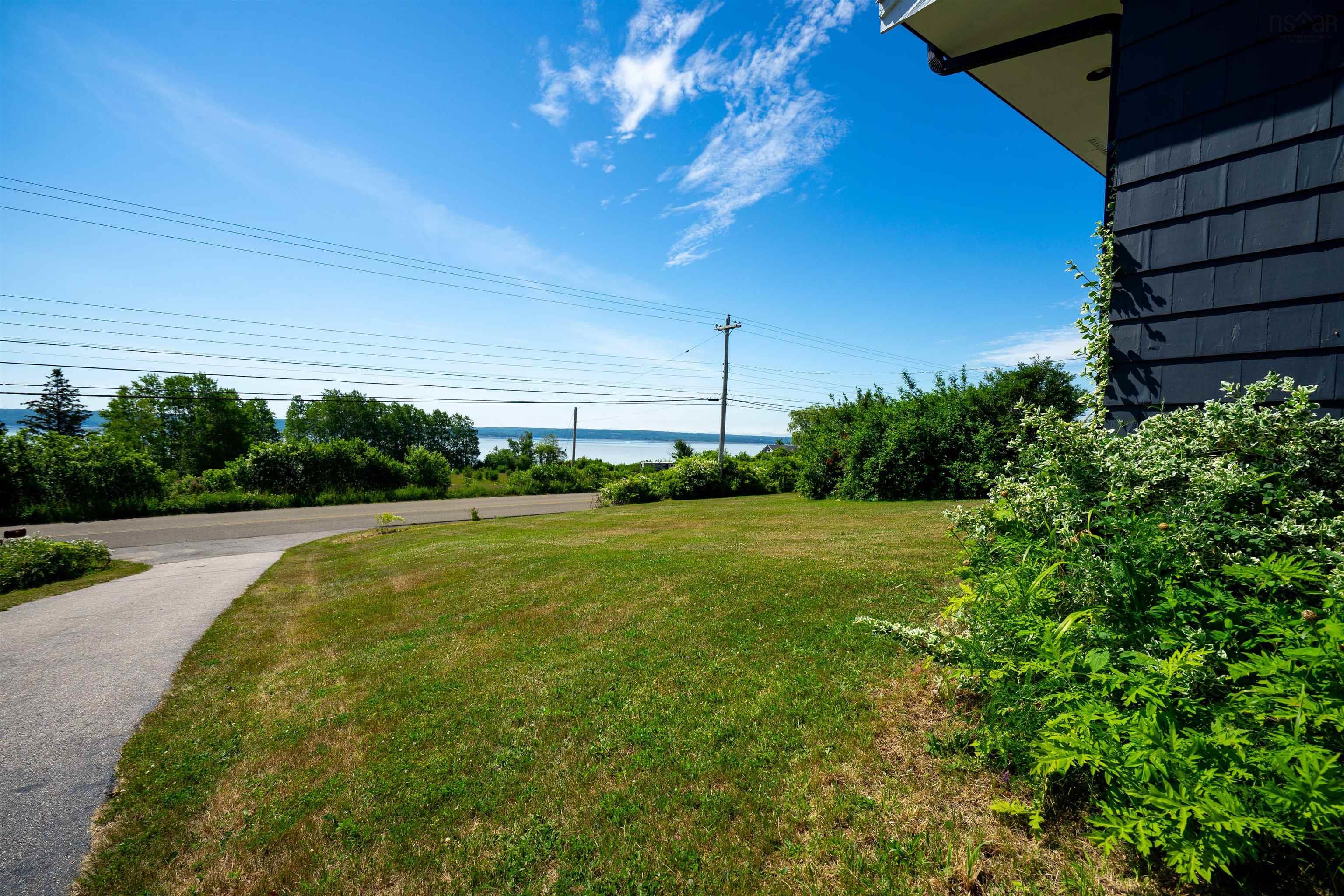 $555,000.00: 1685 Granville Road, Port Wade