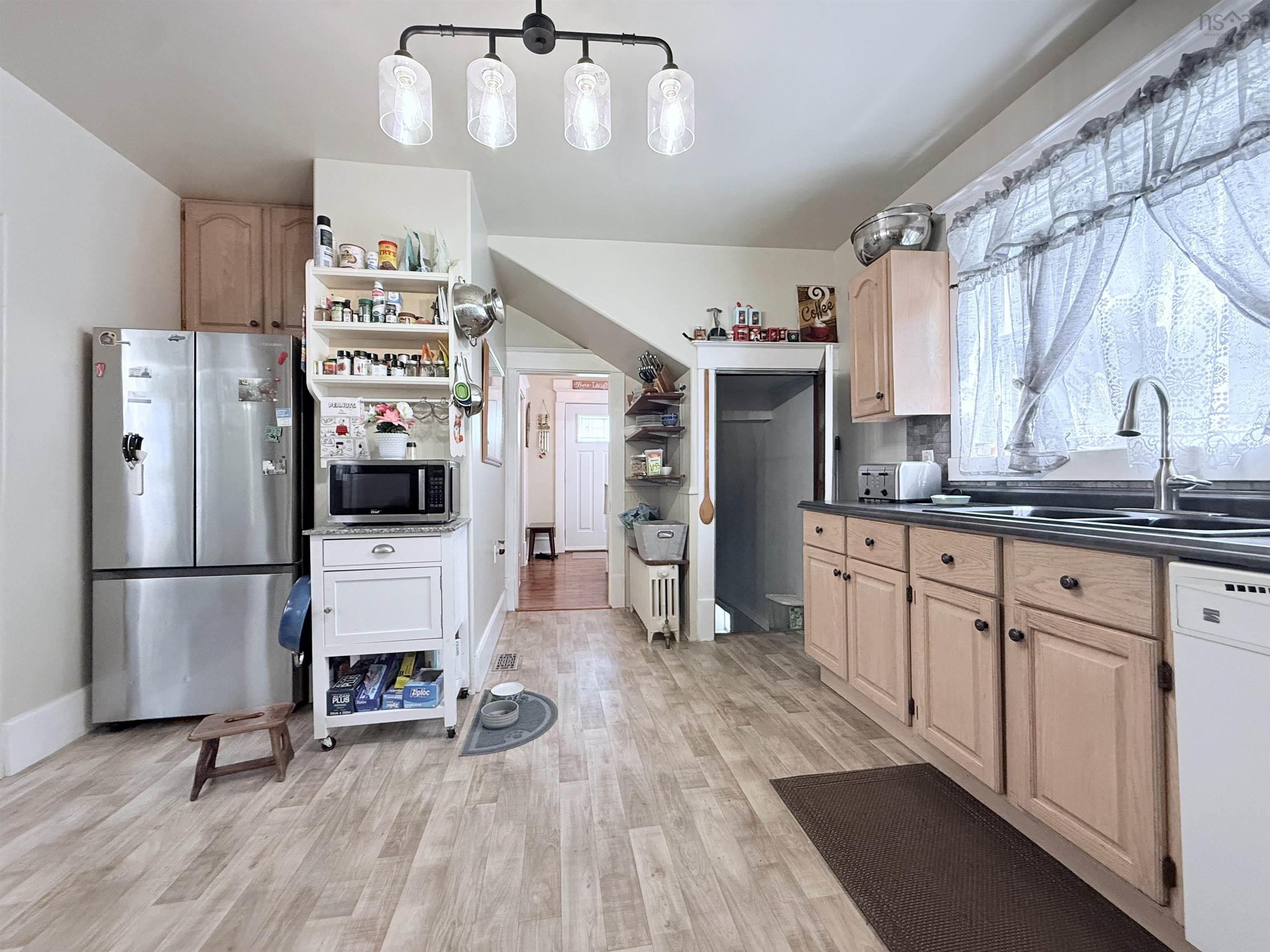 $364,900.00: 232 BRUNSWICK Street, Truro