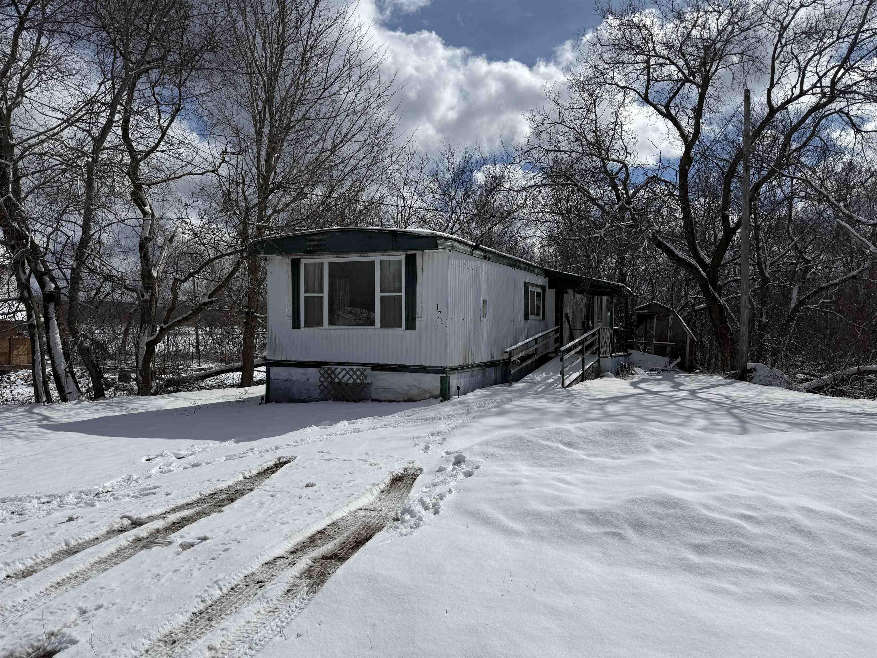 $44,900.00: 136 Lower Main Street, Oxford