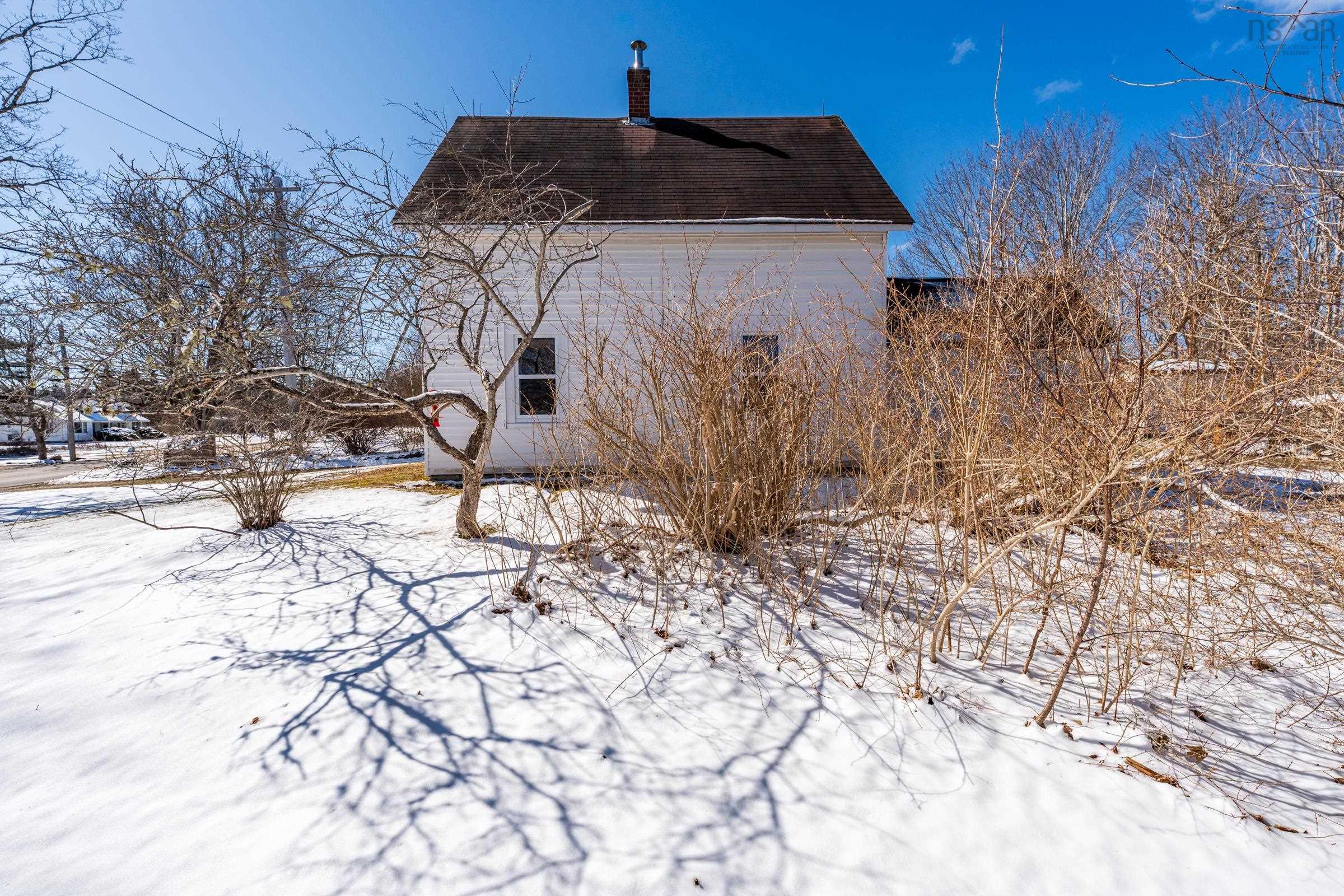 $219,000.00: 9330 Highway 3, Pleasant Lake