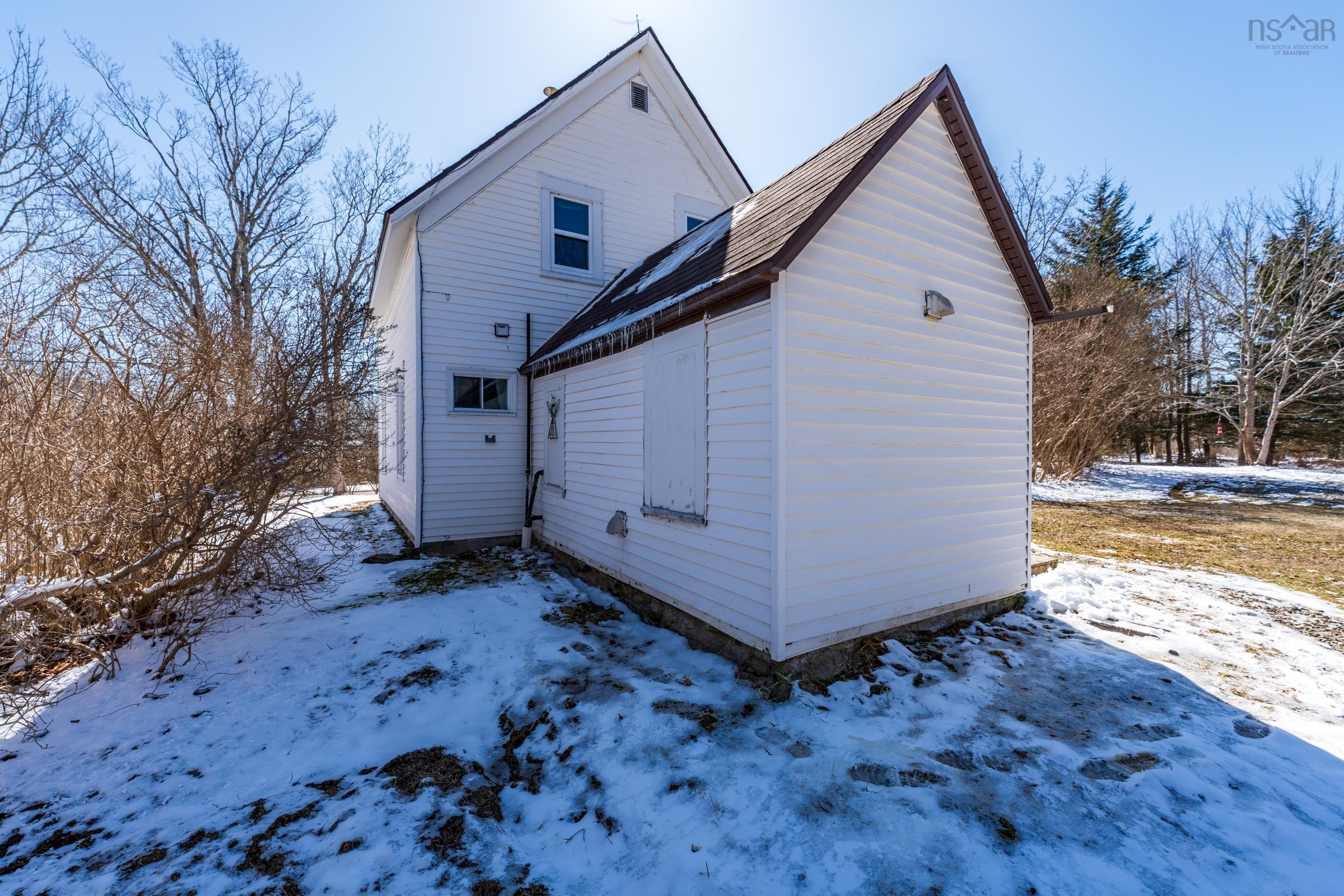 $219,000.00: 9330 Highway 3, Pleasant Lake