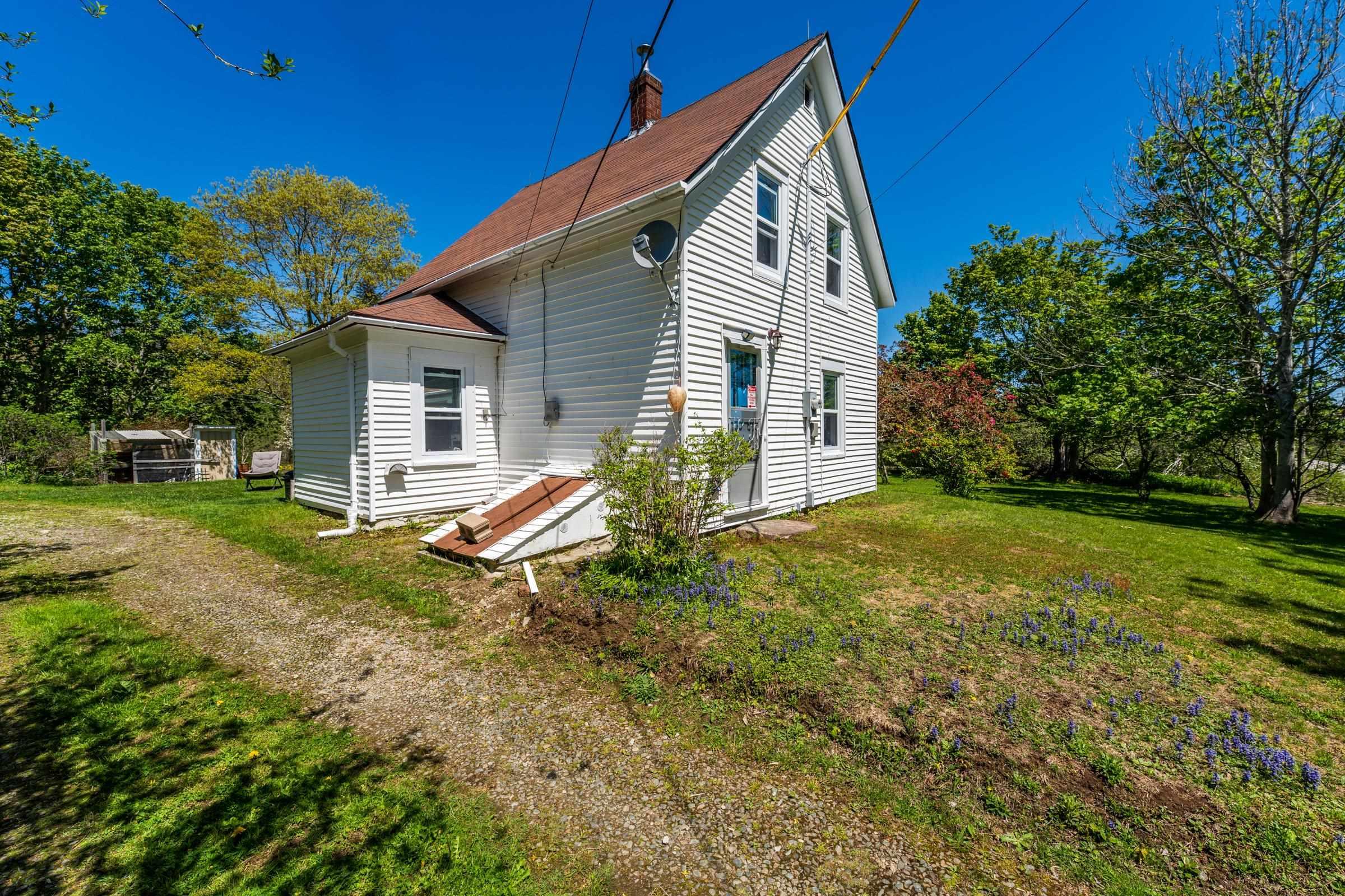 $199,900.00: 9330 Highway 3, Pleasant Lake