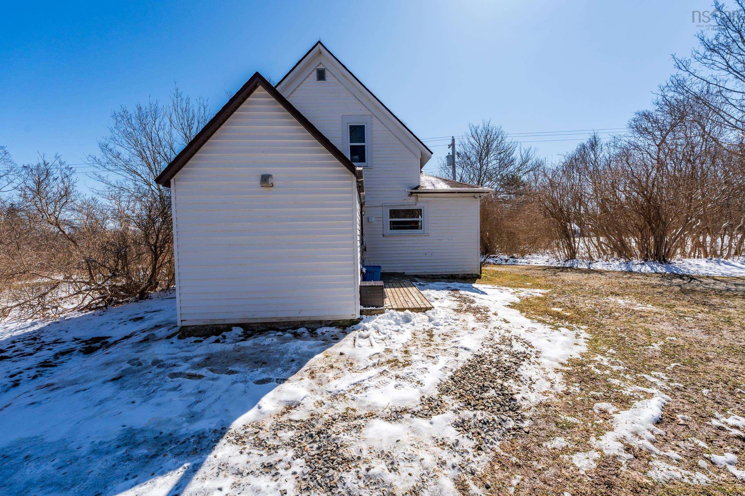 $219,000.00: 9330 Highway 3, Pleasant Lake