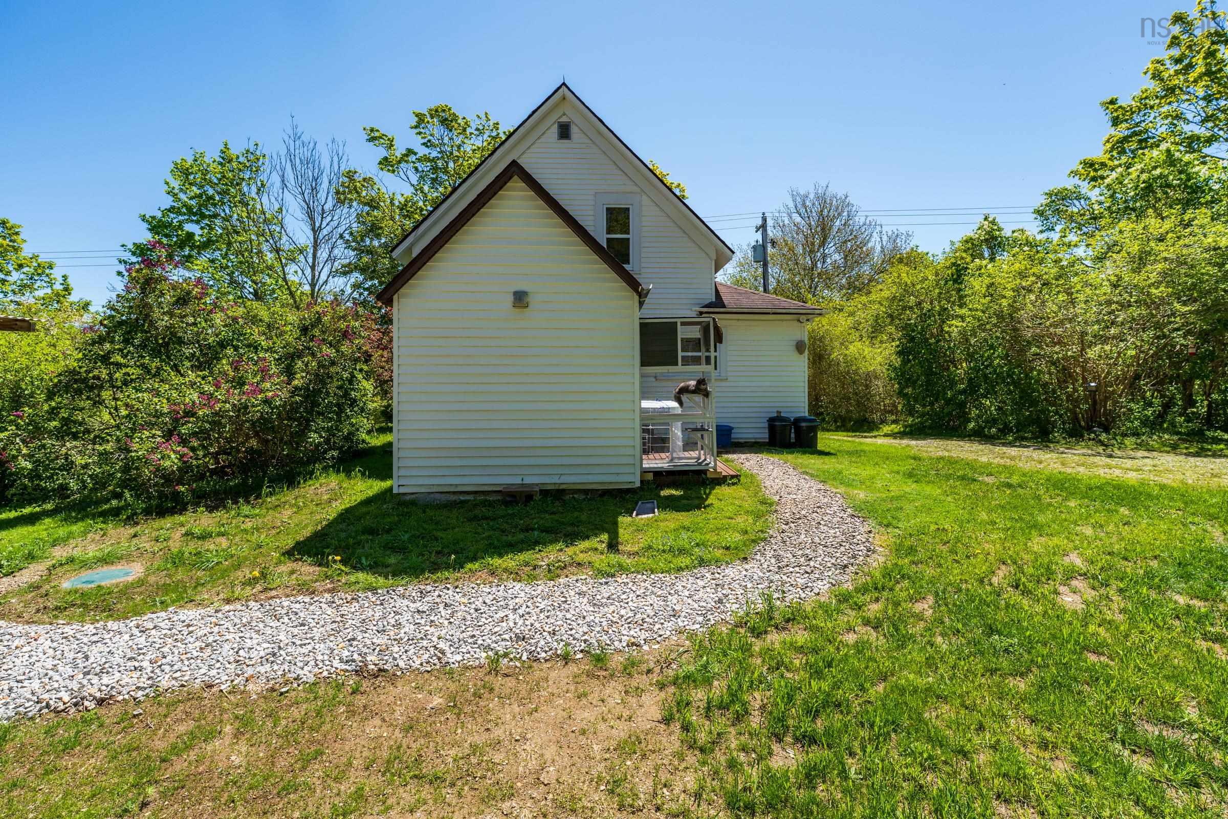 $199,900.00: 9330 Highway 3, Pleasant Lake