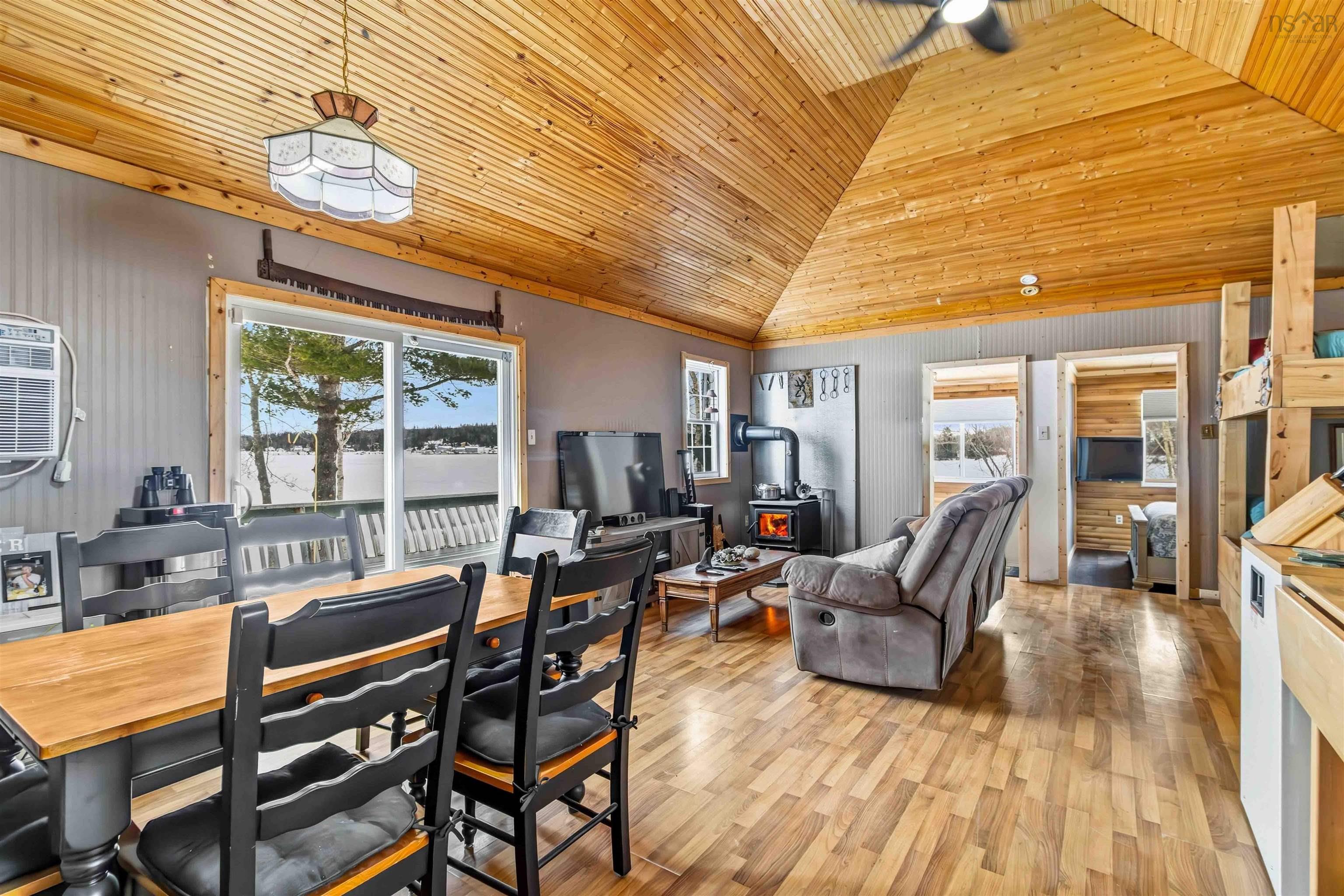 $299,900.00: 41 Eldoras Lane, Sheet Harbour