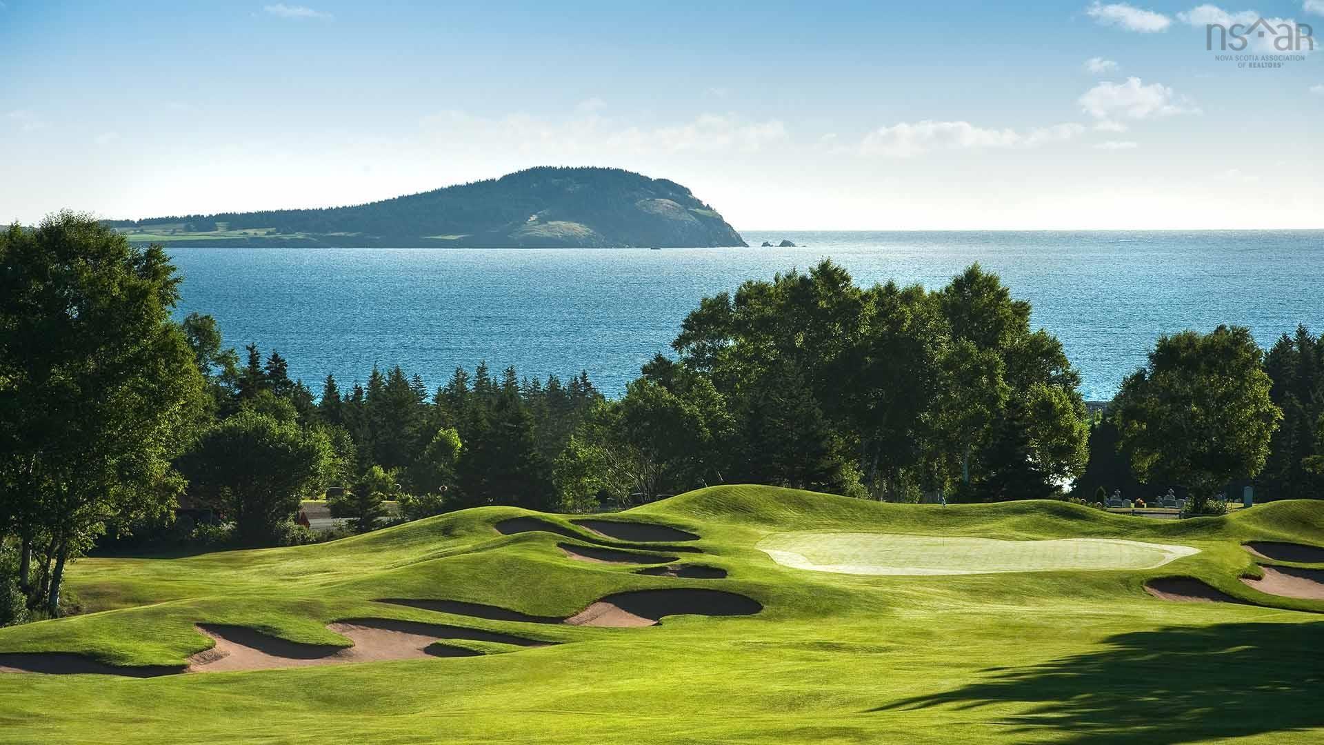 $85,000.00: 0 Cabot Trail  Donovan Lane, Ingonish Centre