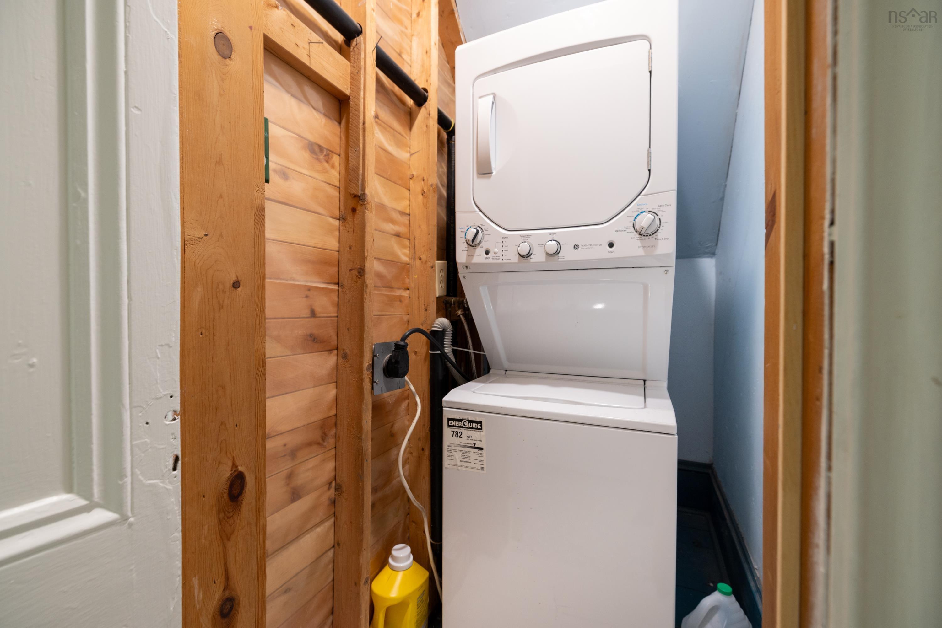 17 Pleasant Street, Bedford, NS (MLS 202605479)