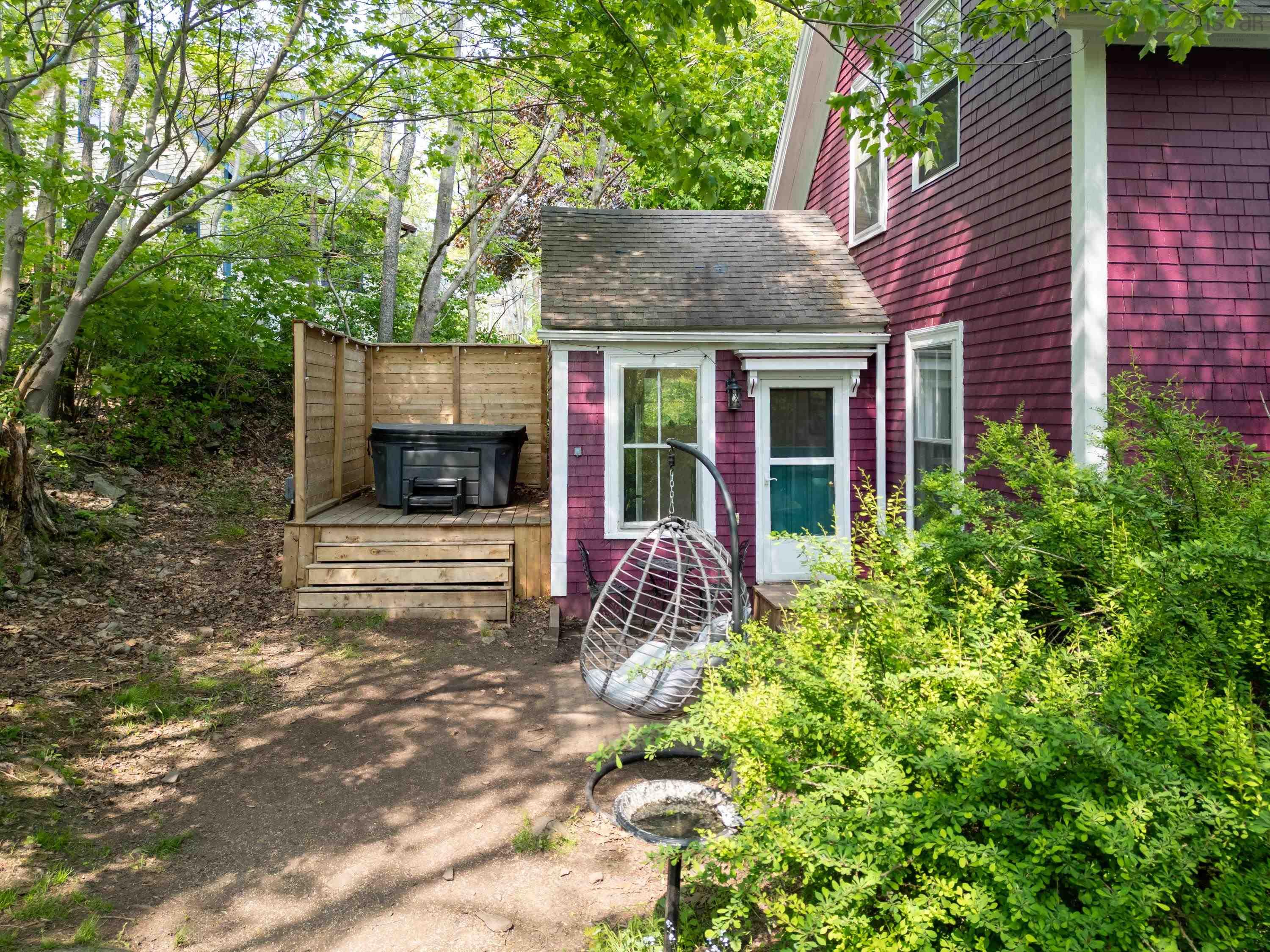 17 Pleasant Street, Bedford, NS (MLS 202605479)