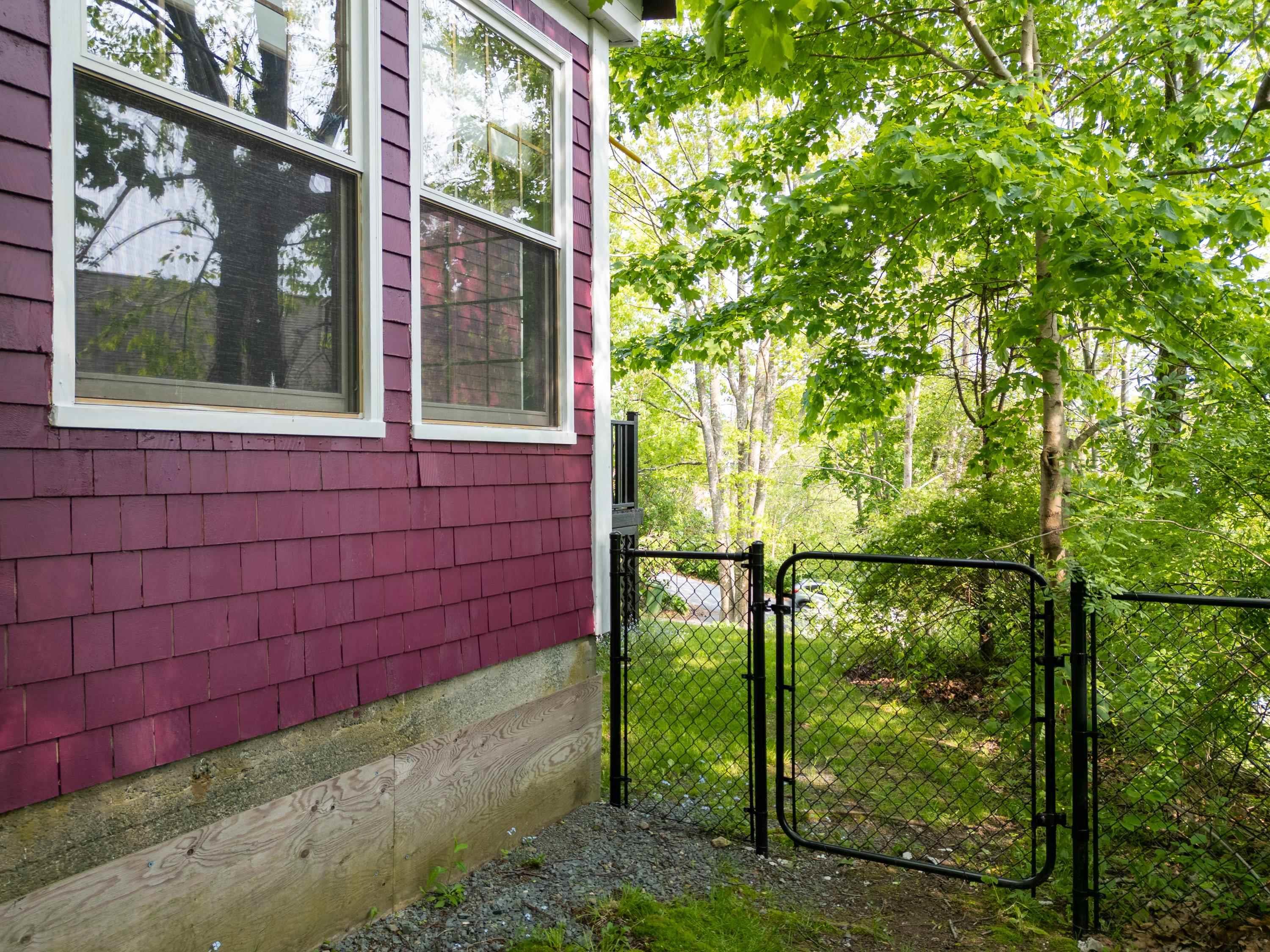 17 Pleasant Street, Bedford, NS (MLS 202605479)