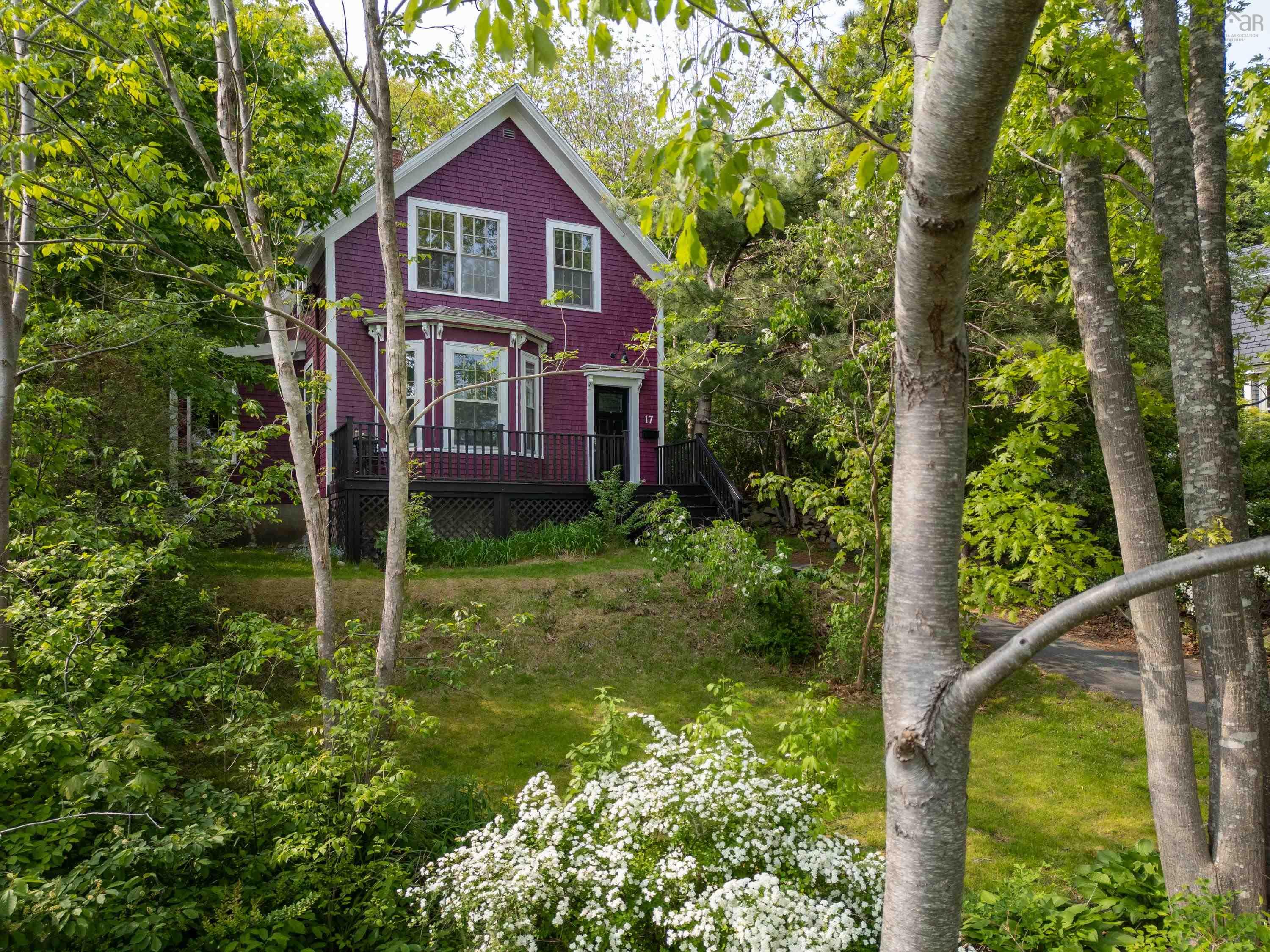 17 Pleasant Street, Bedford, NS (MLS 202605479)